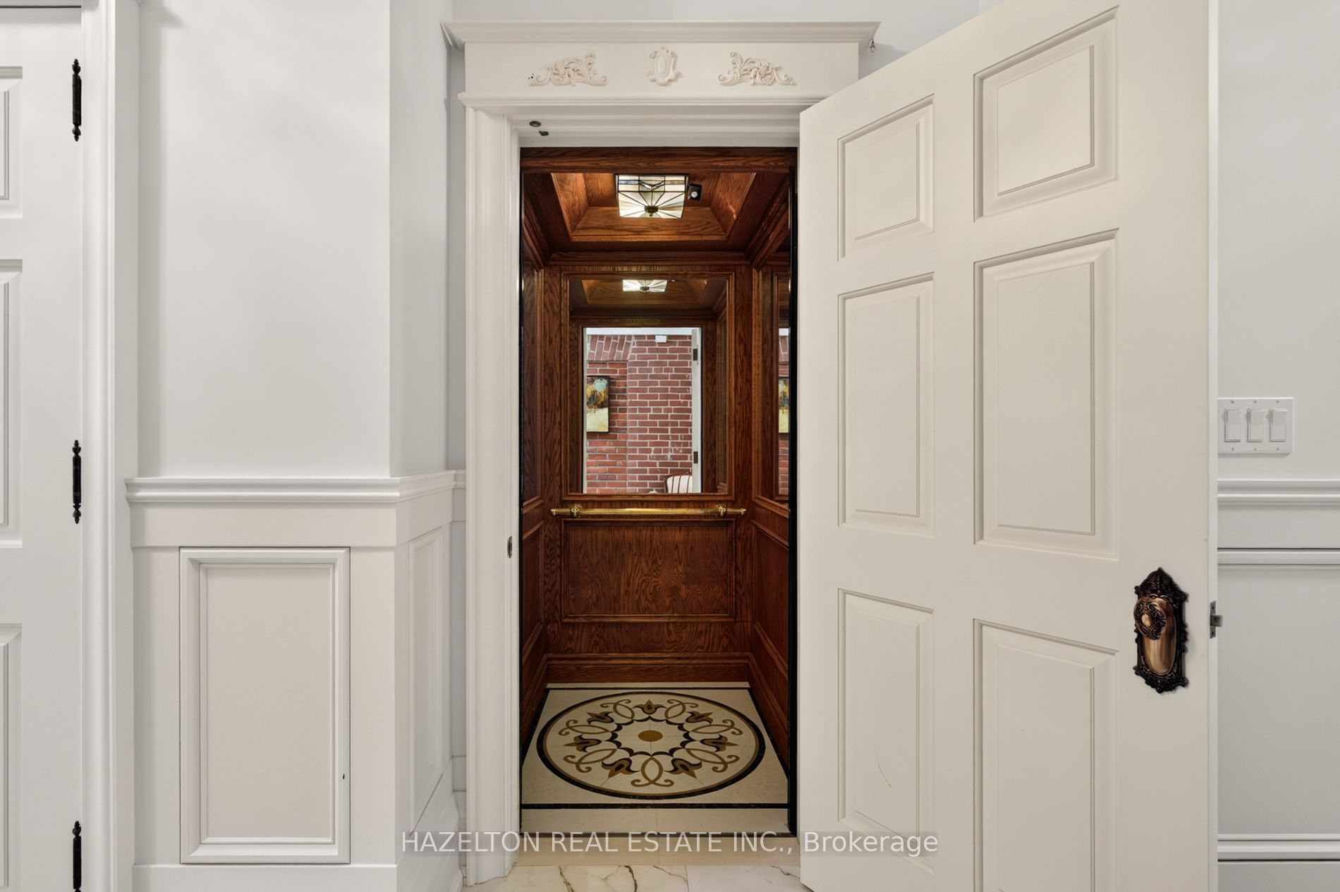 246 Riverside Drive Property Photo 6