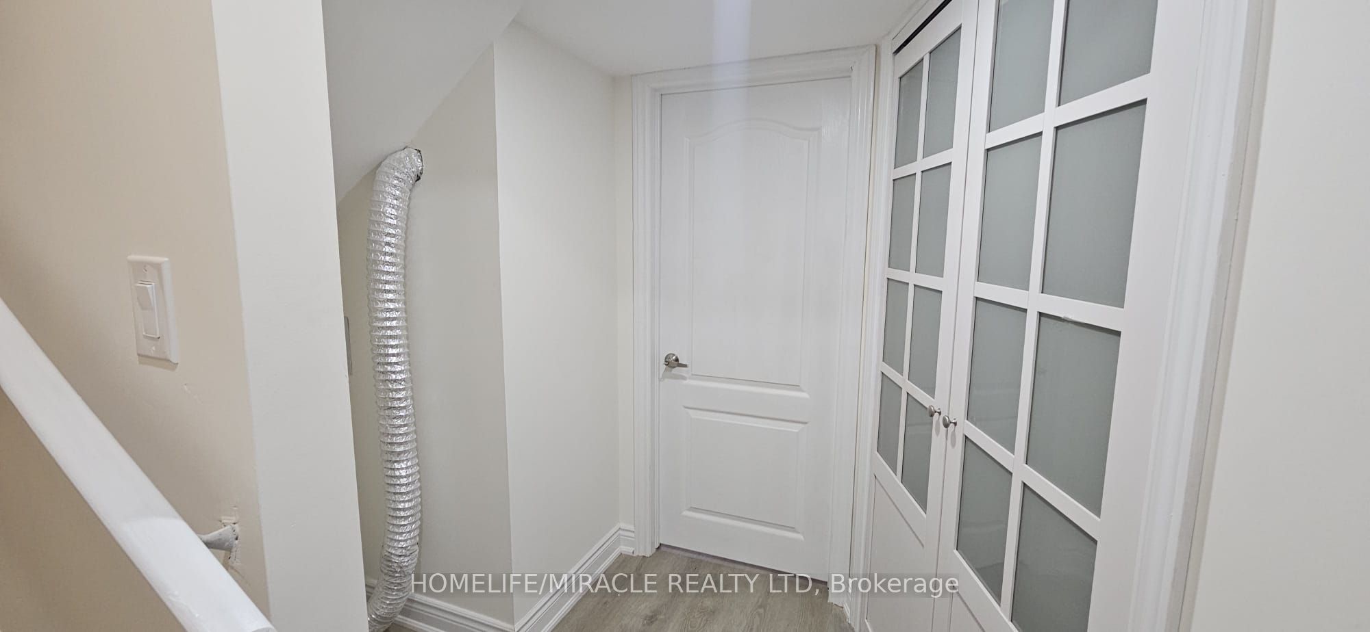 5911 Saigon Street Property Photo 5
