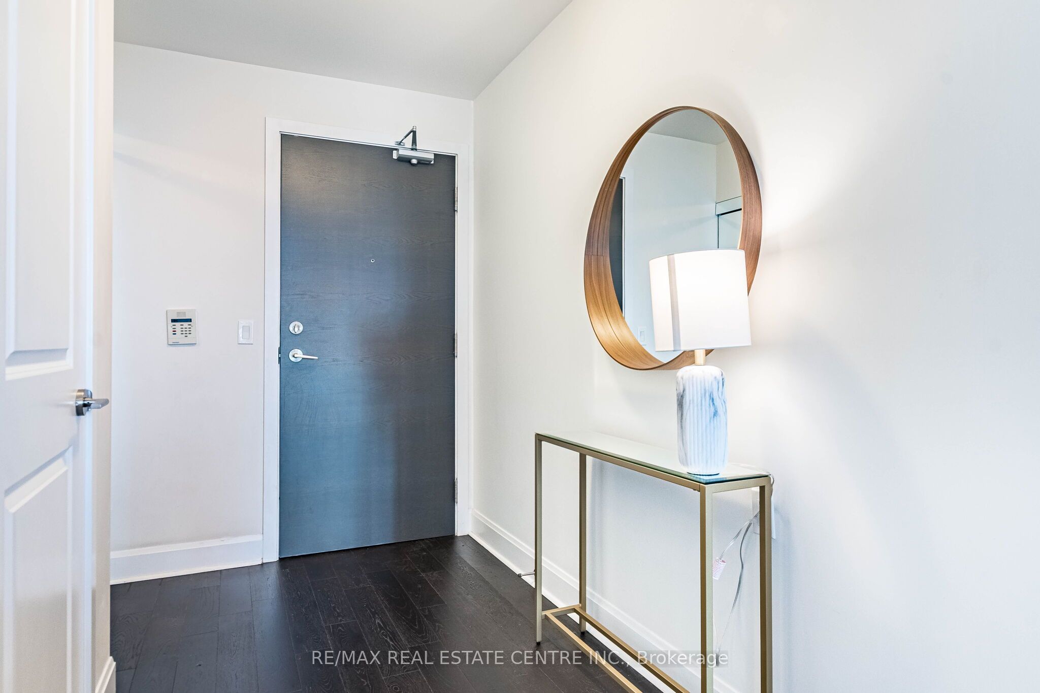 33 Shore Breeze Drive 2102 Property Photo 10