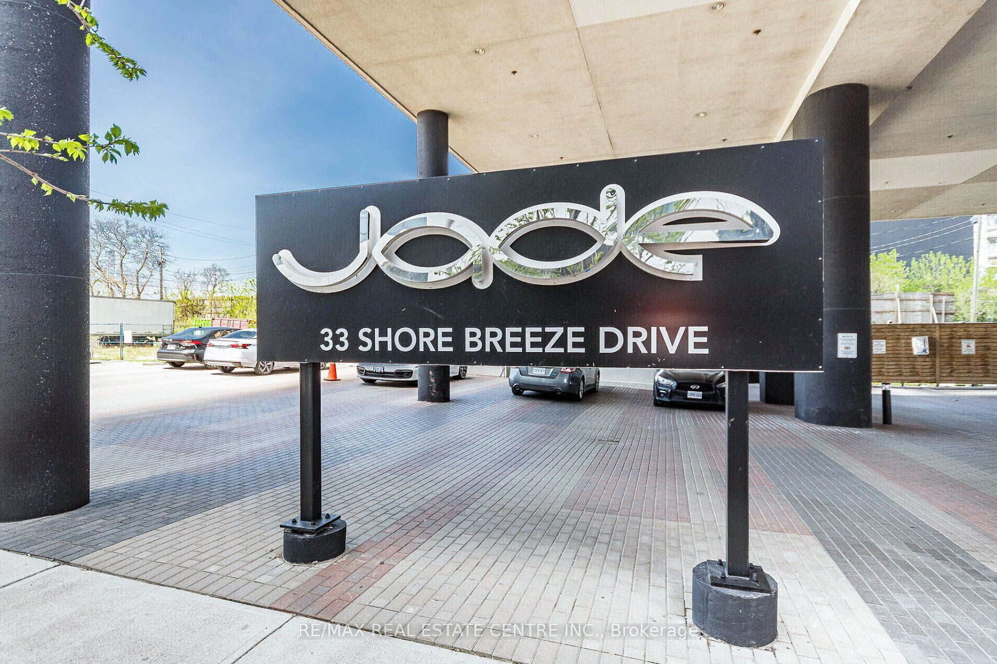 33 Shore Breeze Drive 2102 Property Photo 16