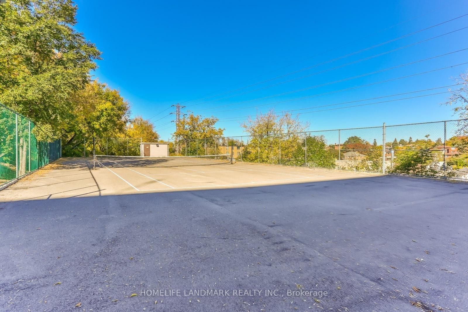 541 Blackthorn Avenue 107 Property Photo 6
