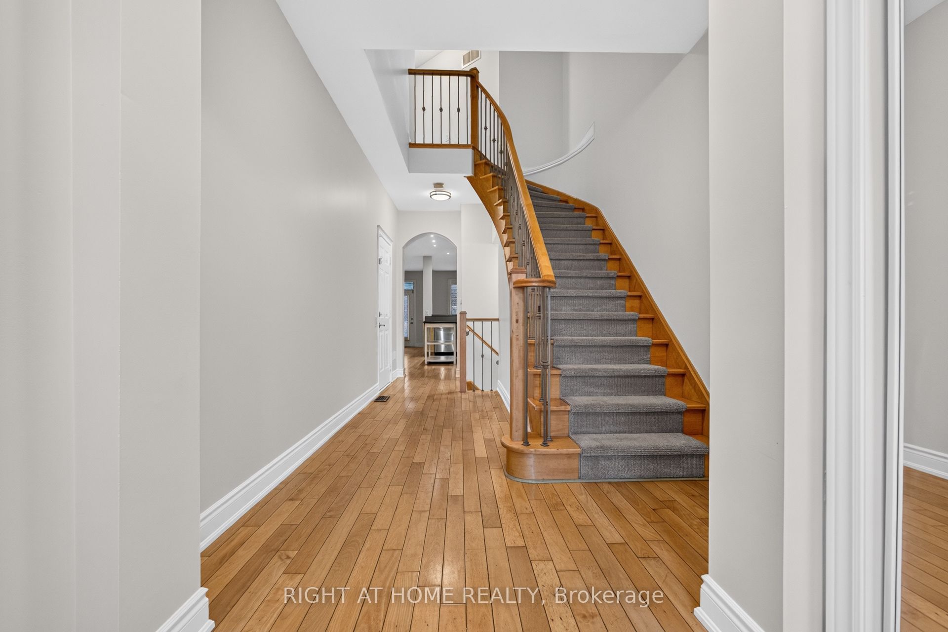 346 Creek Path Avenue Property Photo 6
