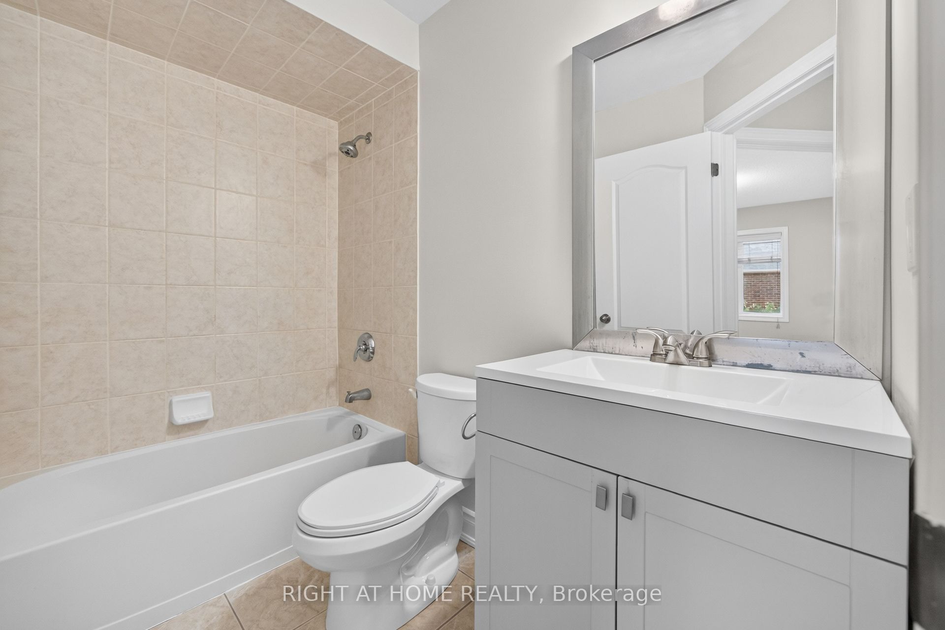 346 Creek Path Avenue Property Photo 34