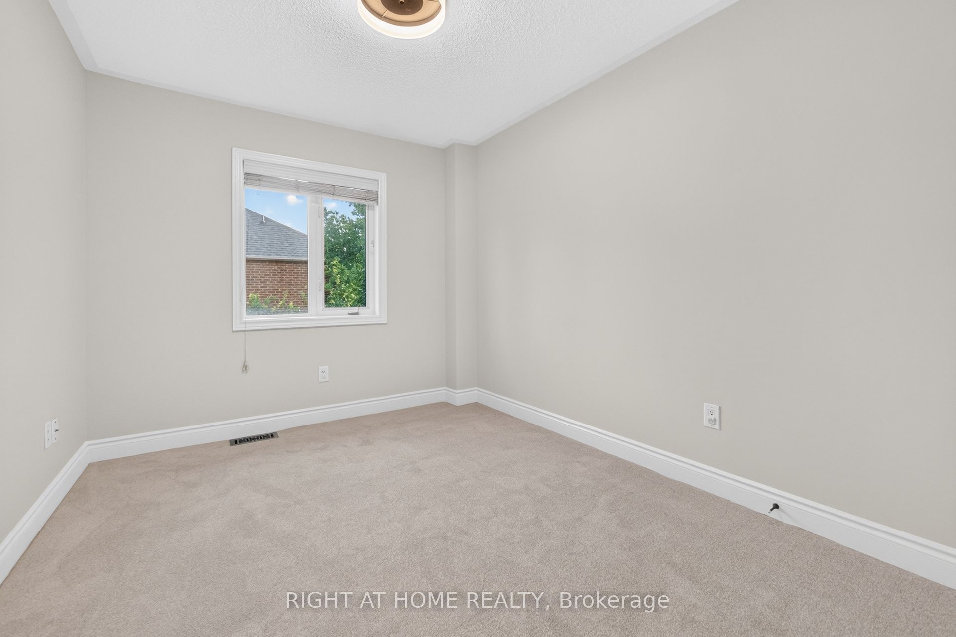 346 Creek Path Avenue Property Photo 35