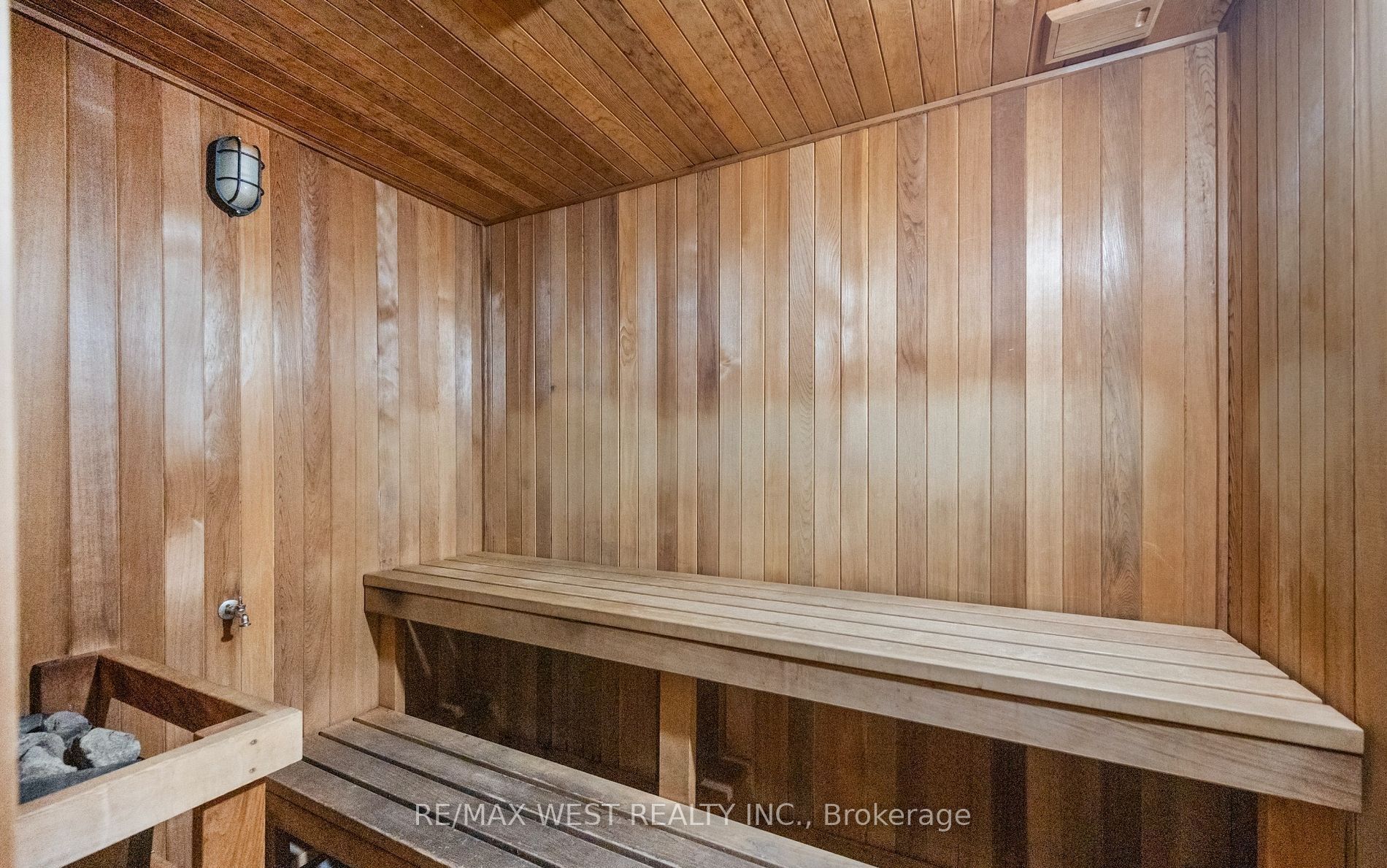 1 Valhalla Inn Road 1206 Property Photo 21