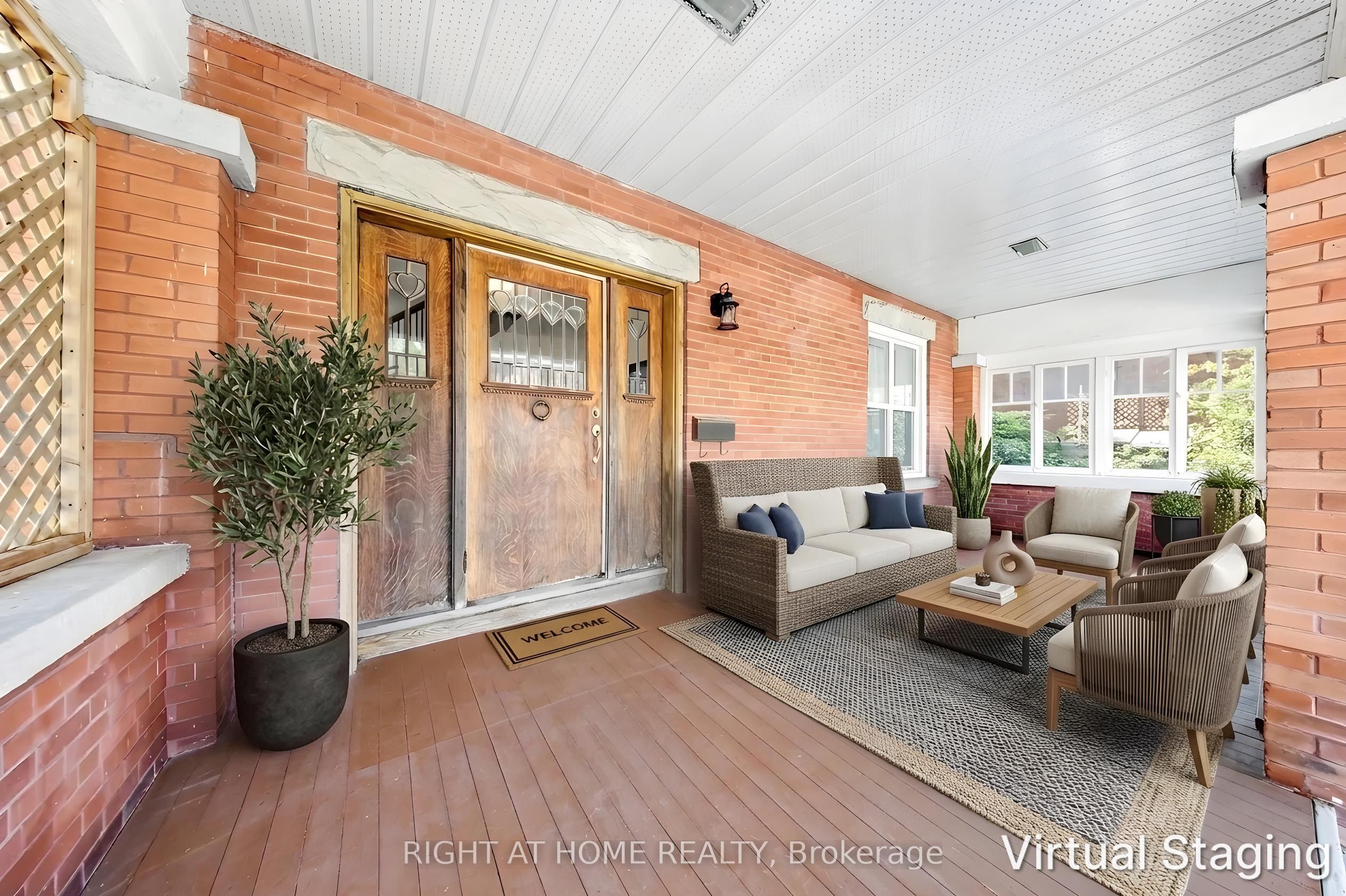 30 Willow Street N Property Photo 6