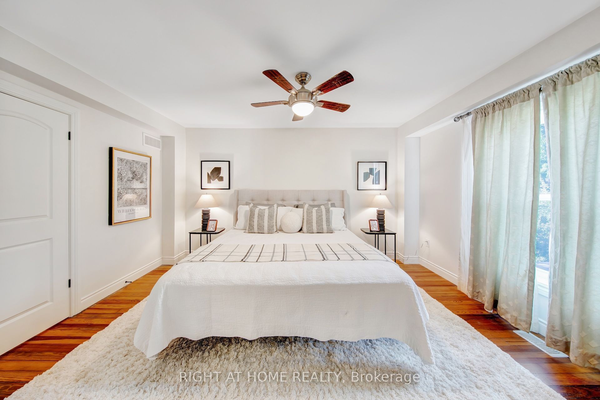 30 Willow Street N Property Photo 23