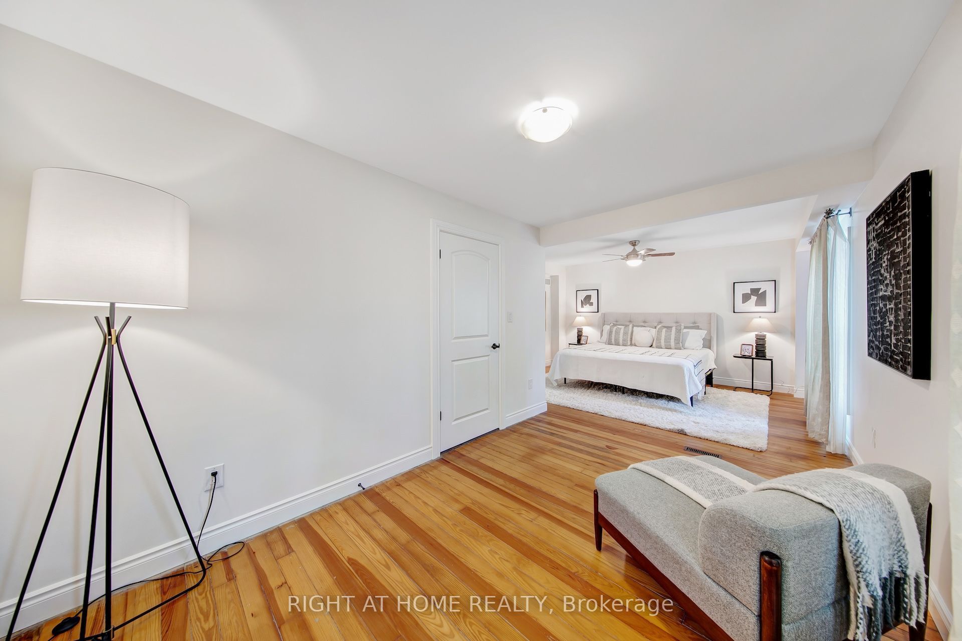 30 Willow Street N Property Photo 25