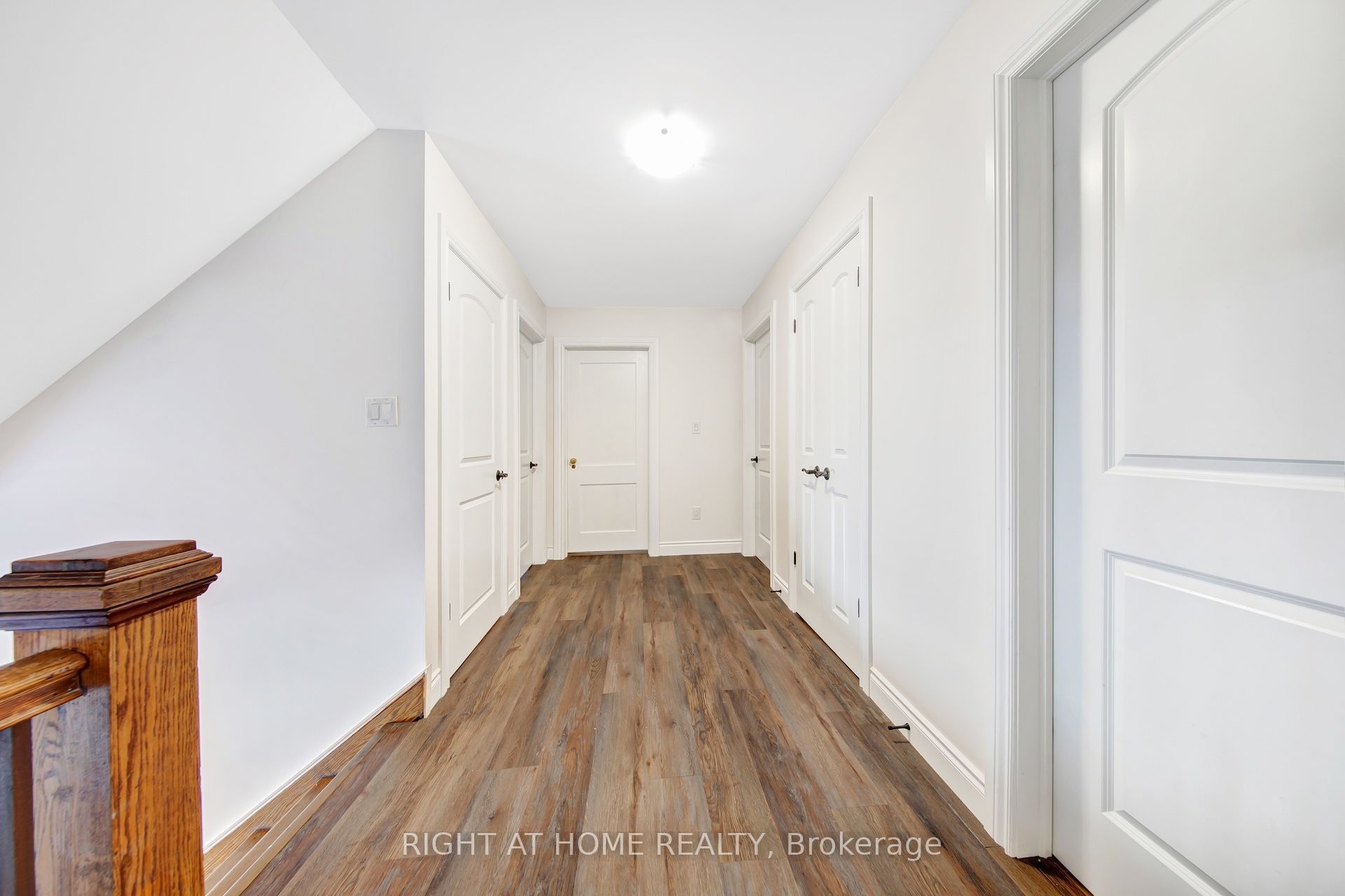 30 Willow Street N Property Photo 31