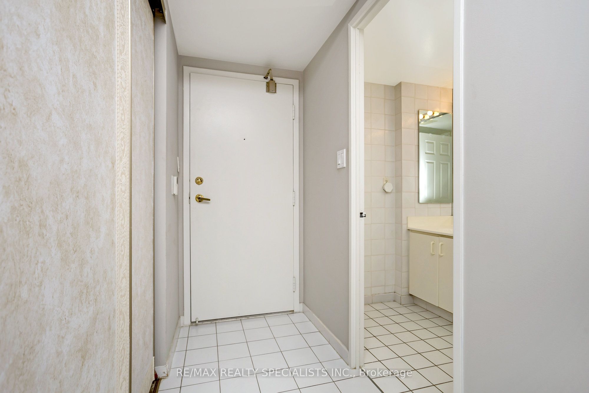 3605 Kariya Drive 304a Property Photo 5