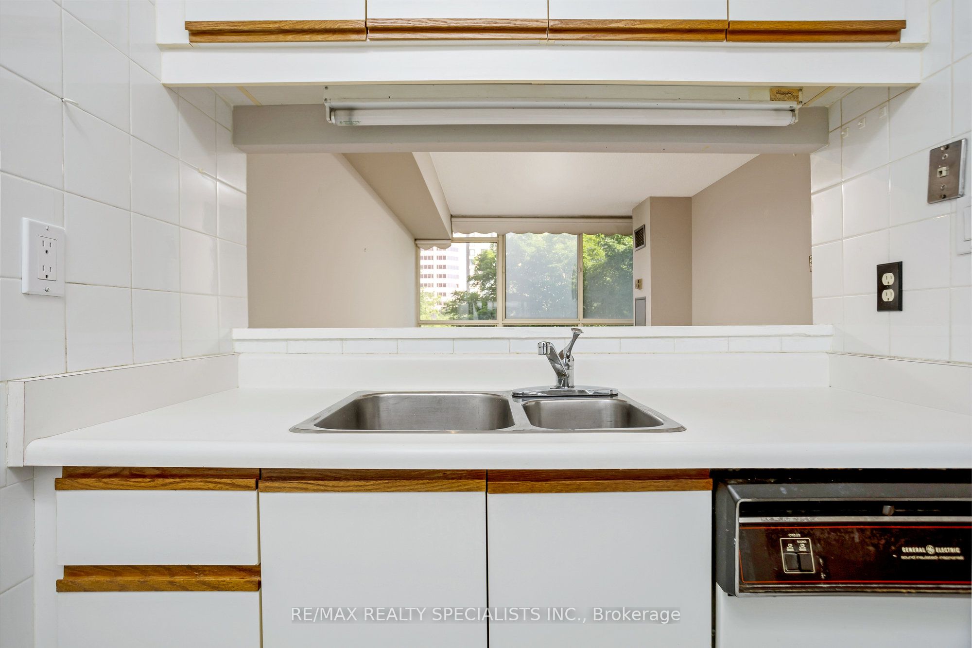 3605 Kariya Drive 304a Property Photo 8
