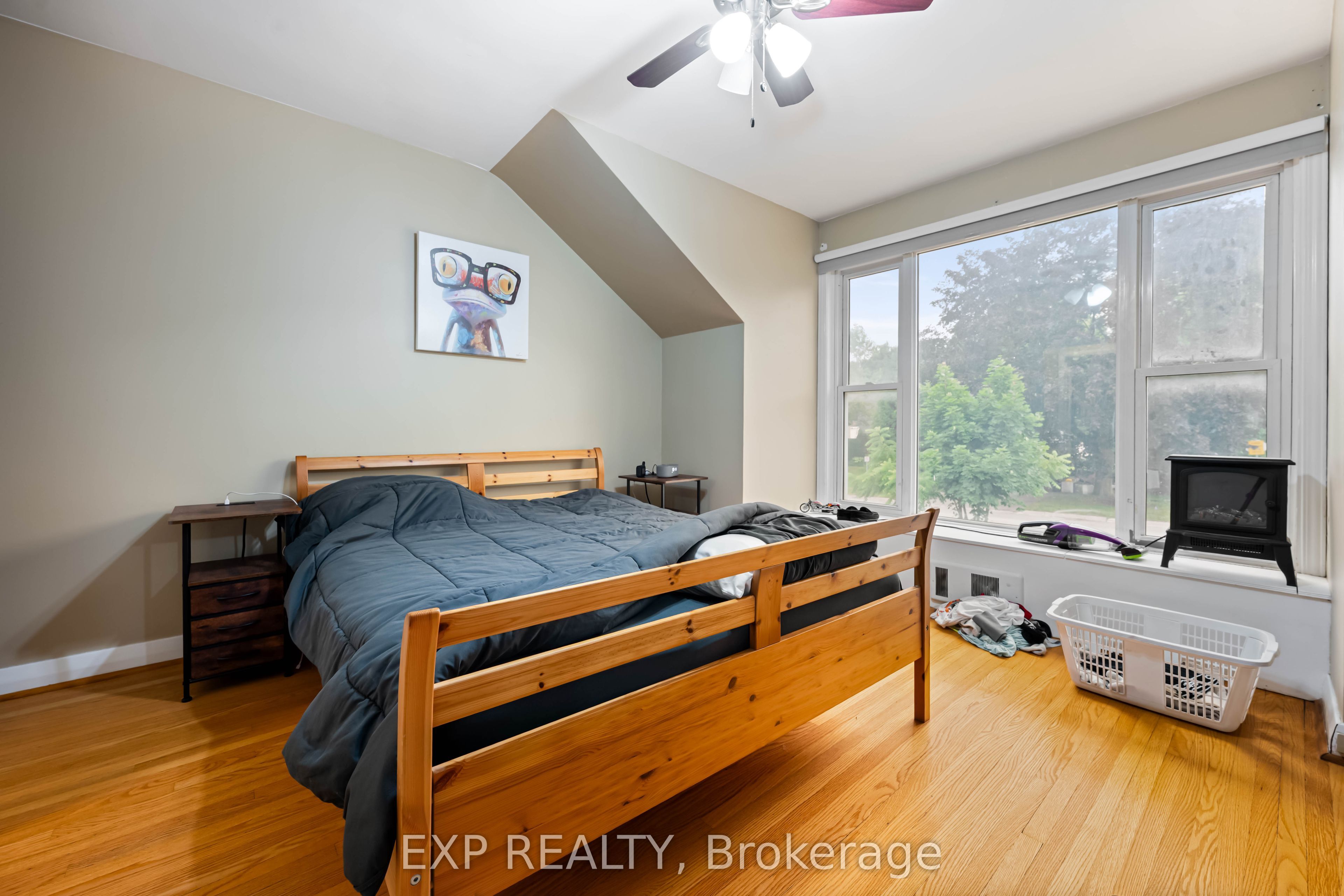 5 Fourth Avenue Property Photo 11