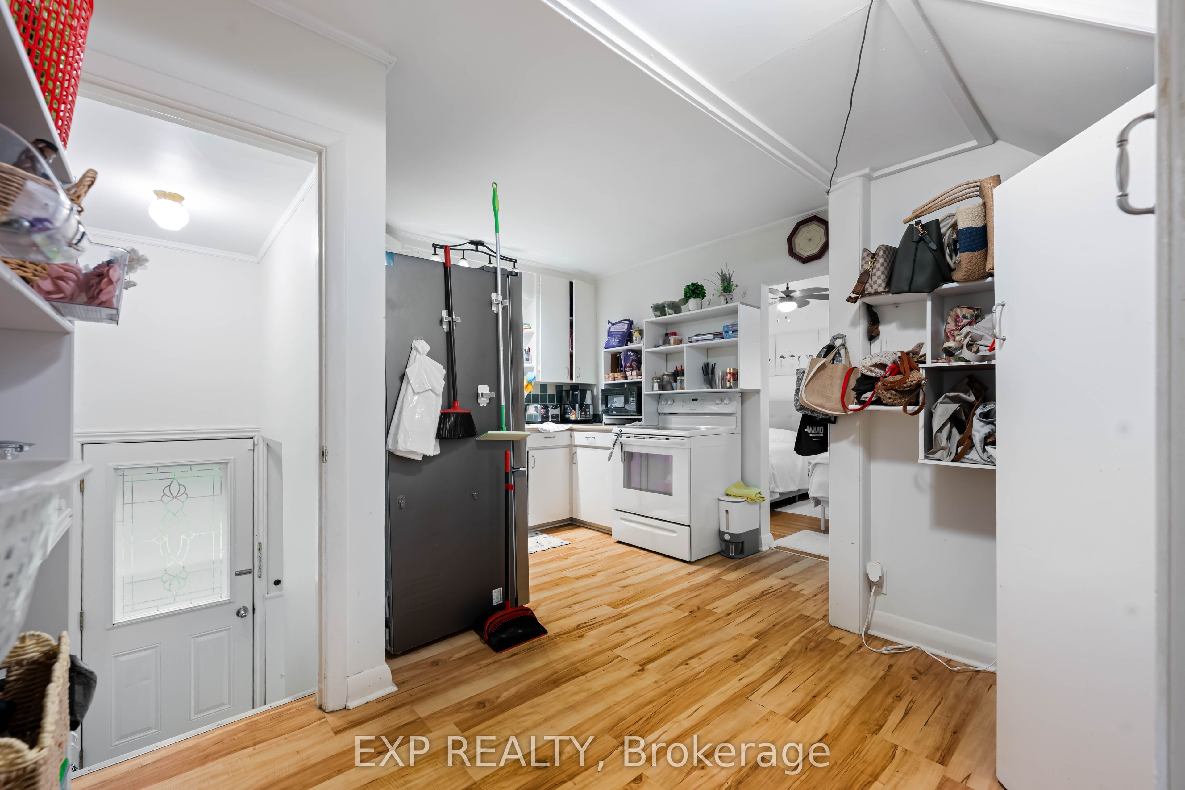 5 Fourth Avenue Property Photo 16