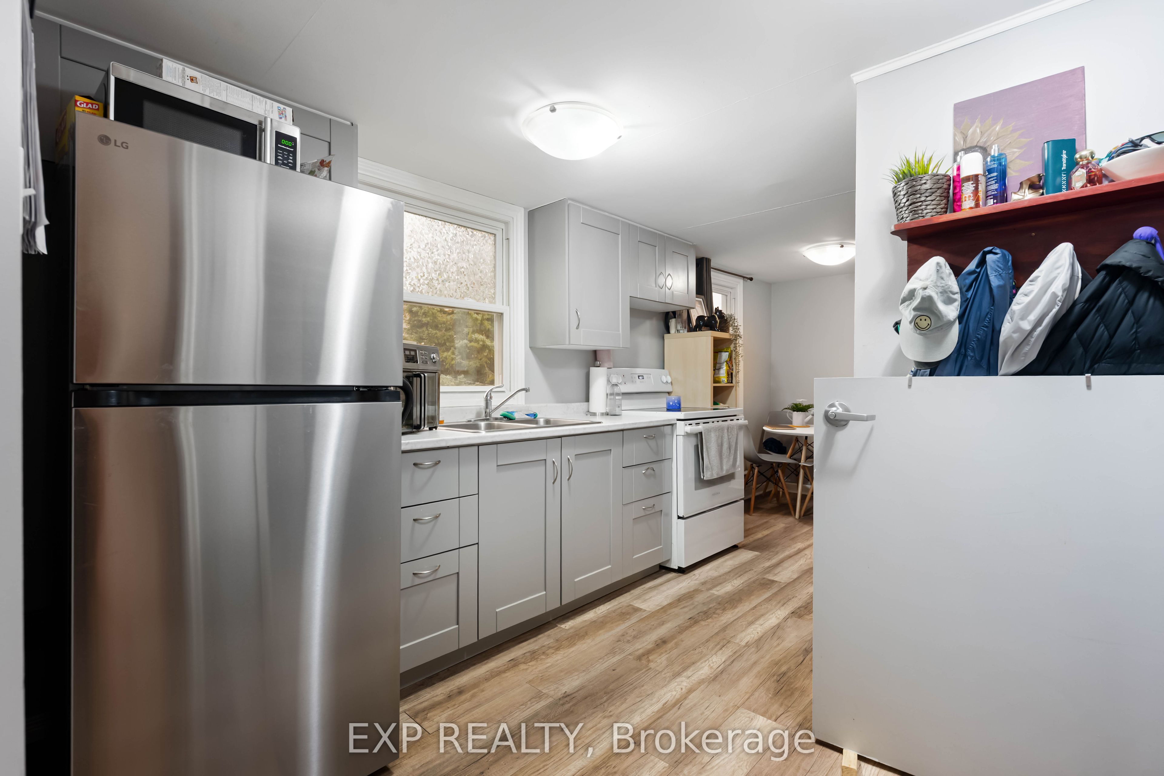 5 Fourth Avenue Property Photo 25