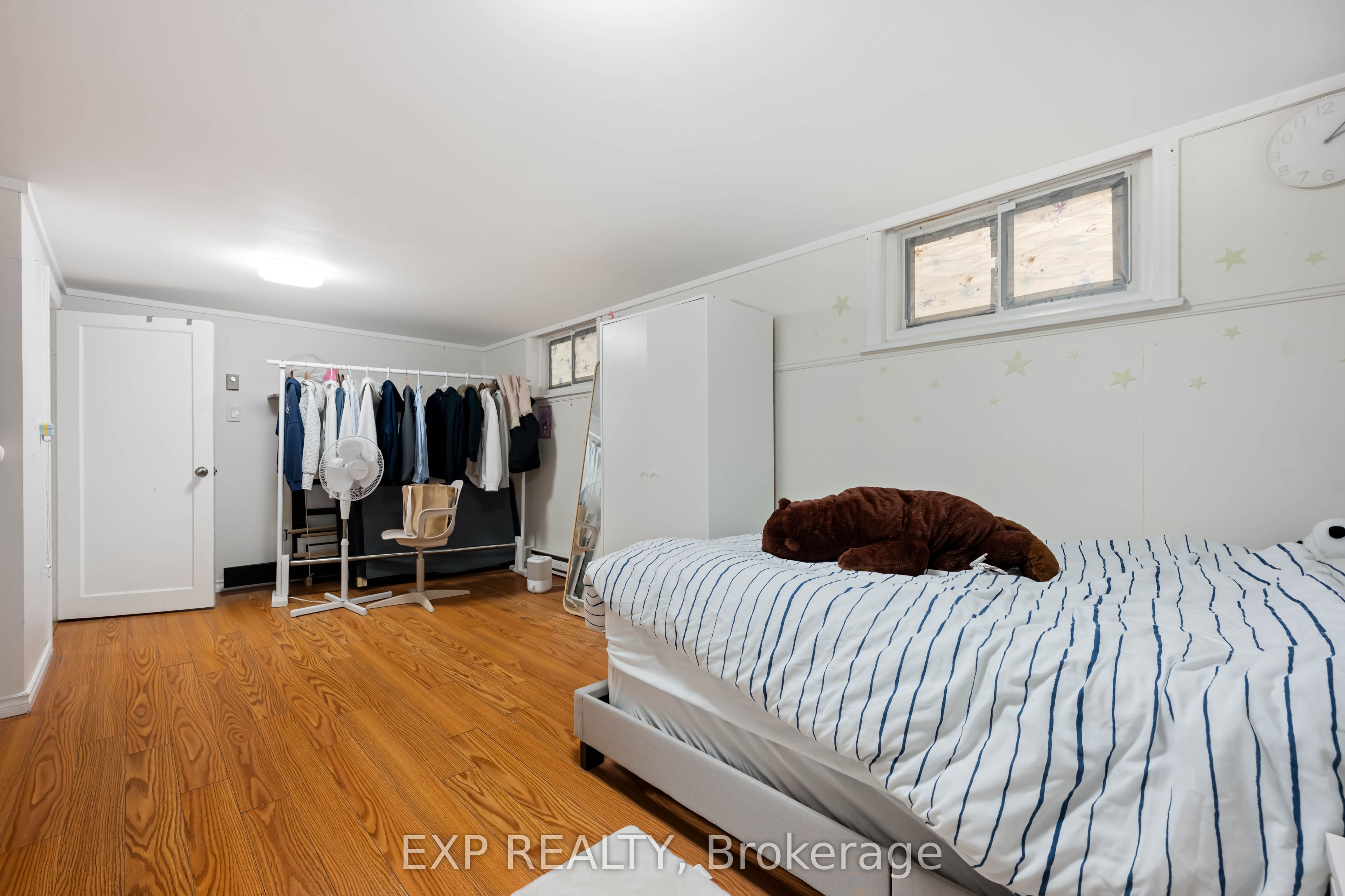 5 Fourth Avenue Property Photo 32