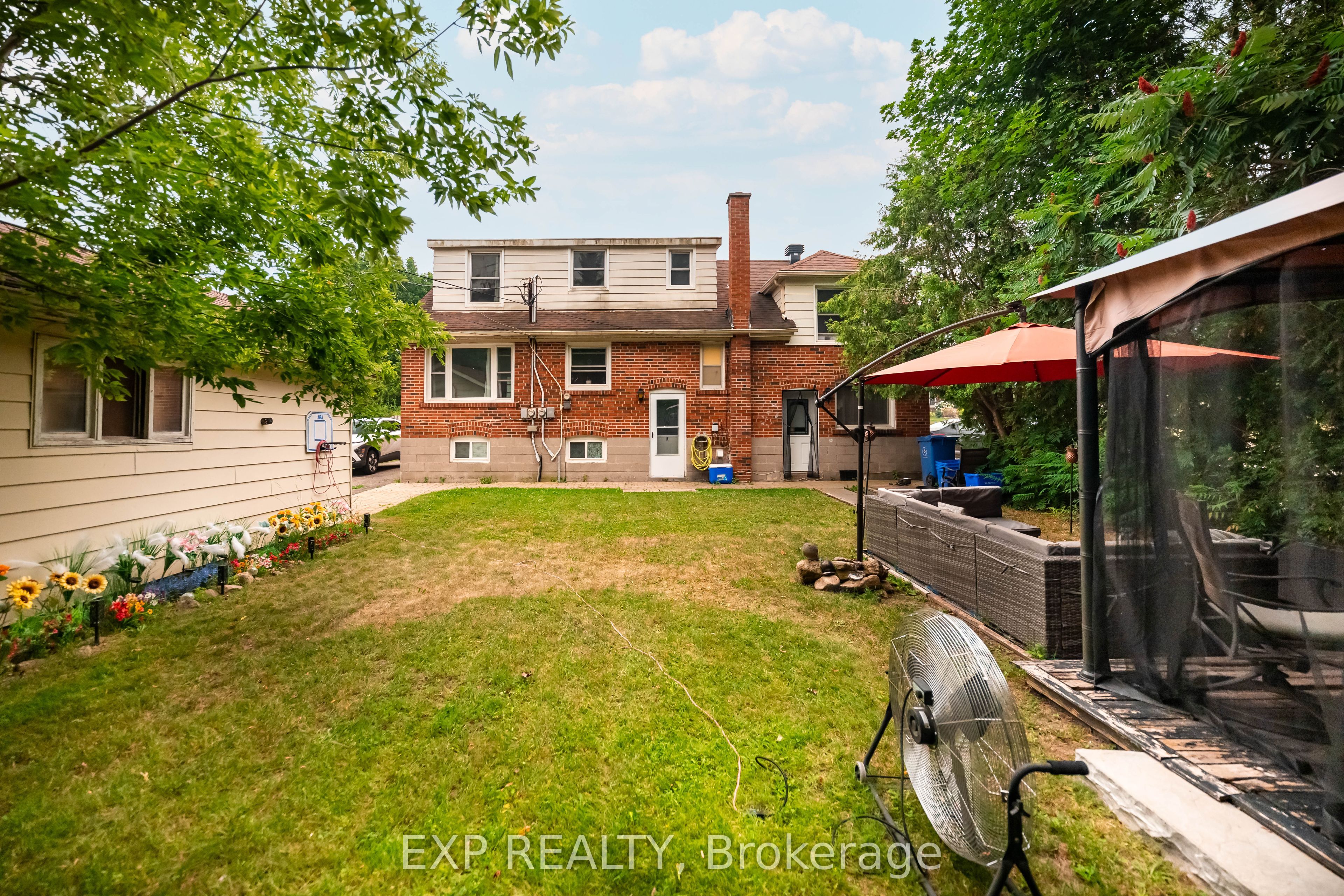 5 Fourth Avenue Property Photo 40