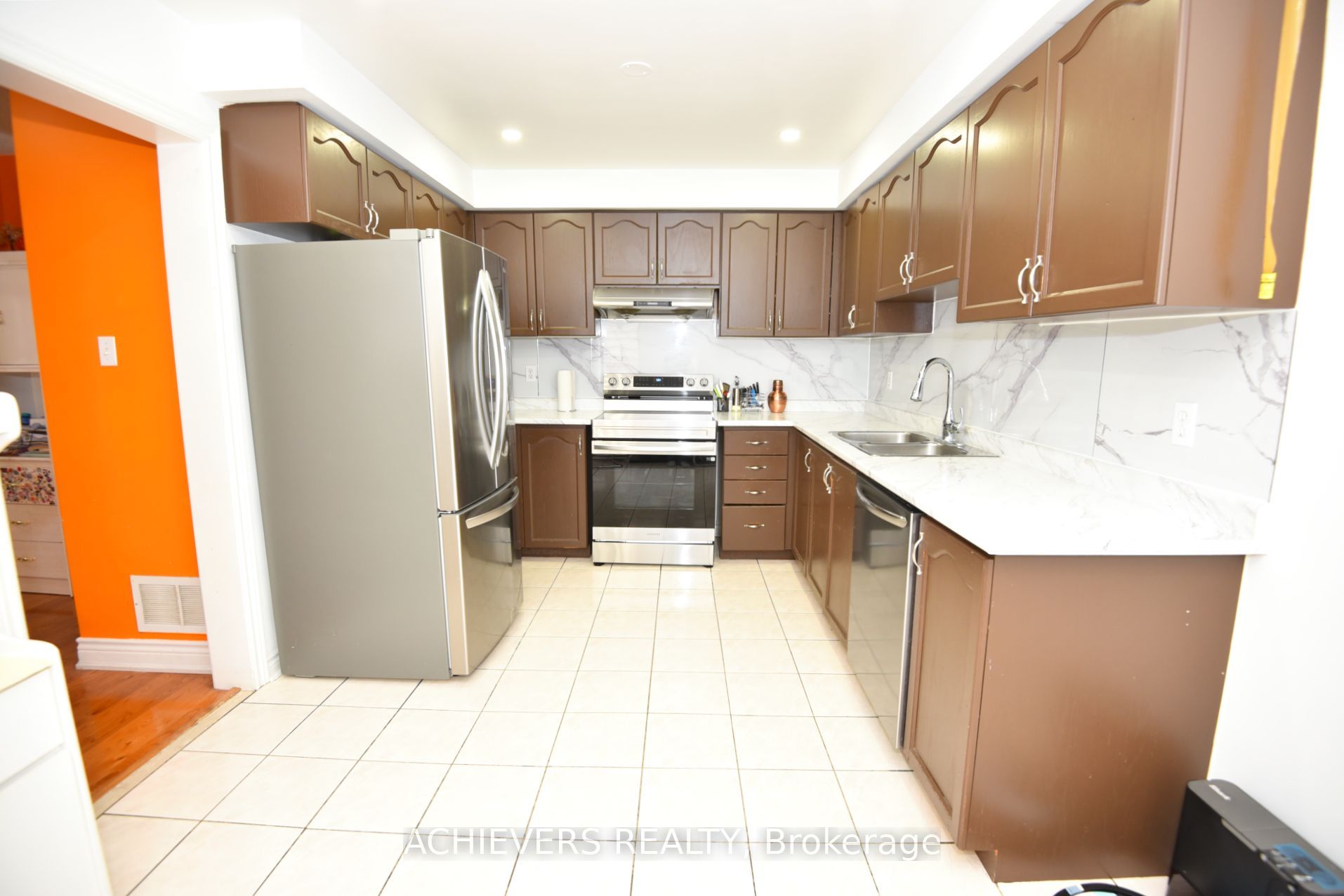 83 Clover Bloom Road Property Photo 13
