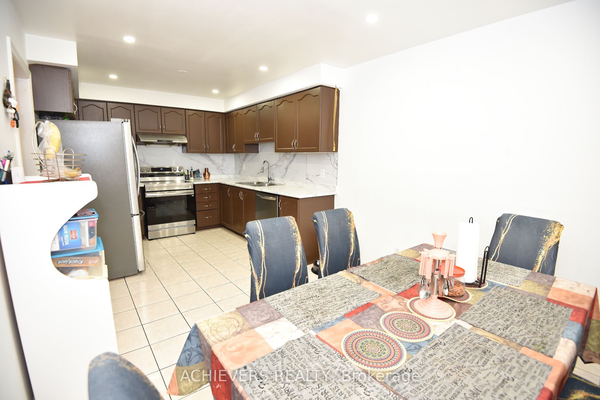 83 Clover Bloom Road Property Photo 17