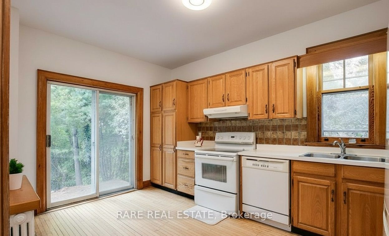 224 Ellis Avenue Property Photo 5