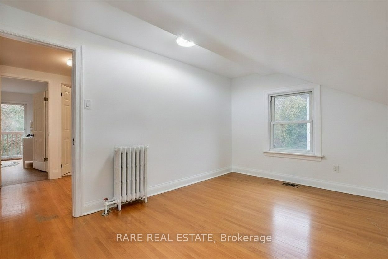 224 Ellis Avenue Property Photo 13