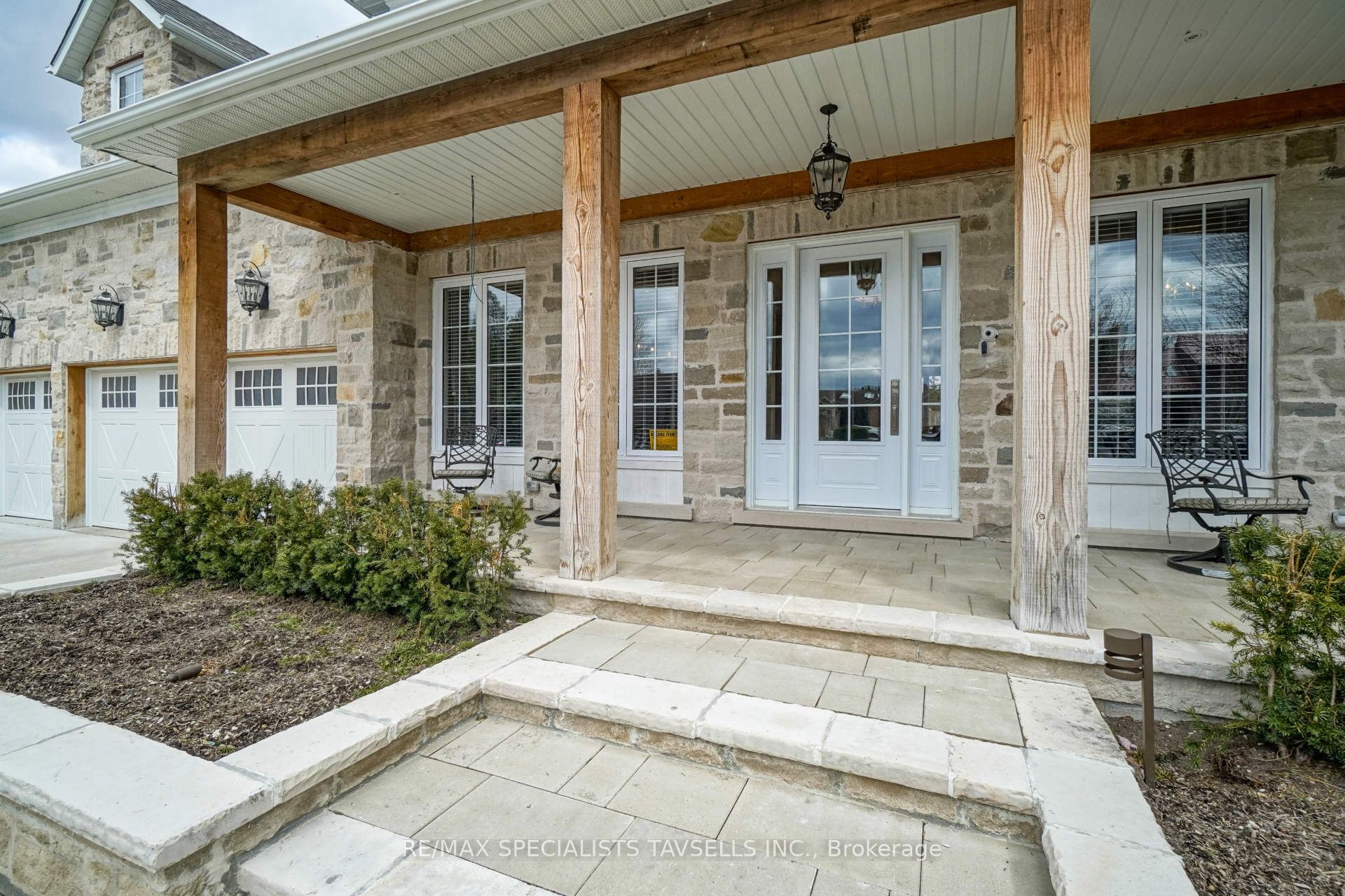 7 Dolan Drive Property Photo 2