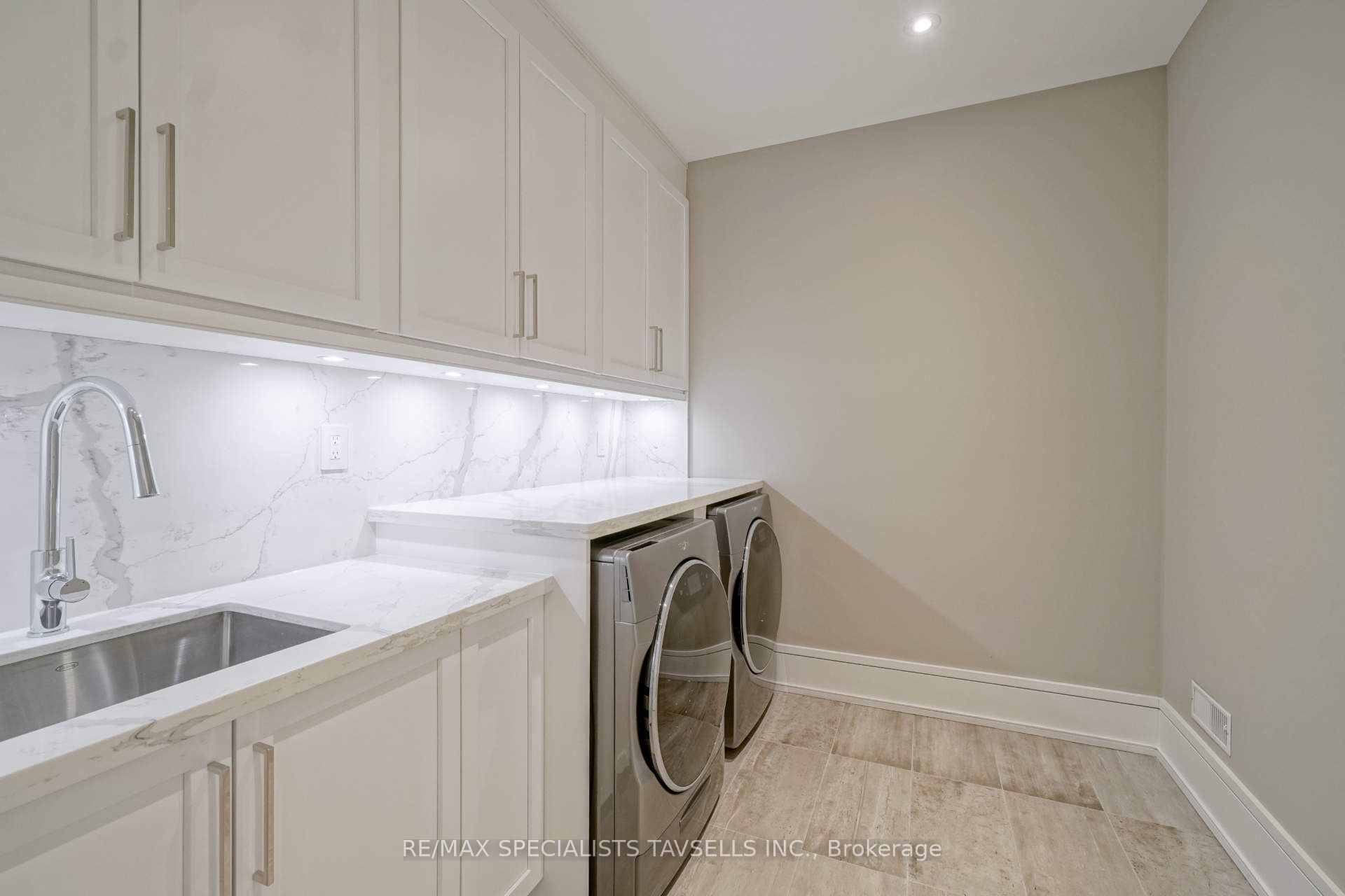 7 Dolan Drive Property Photo 35