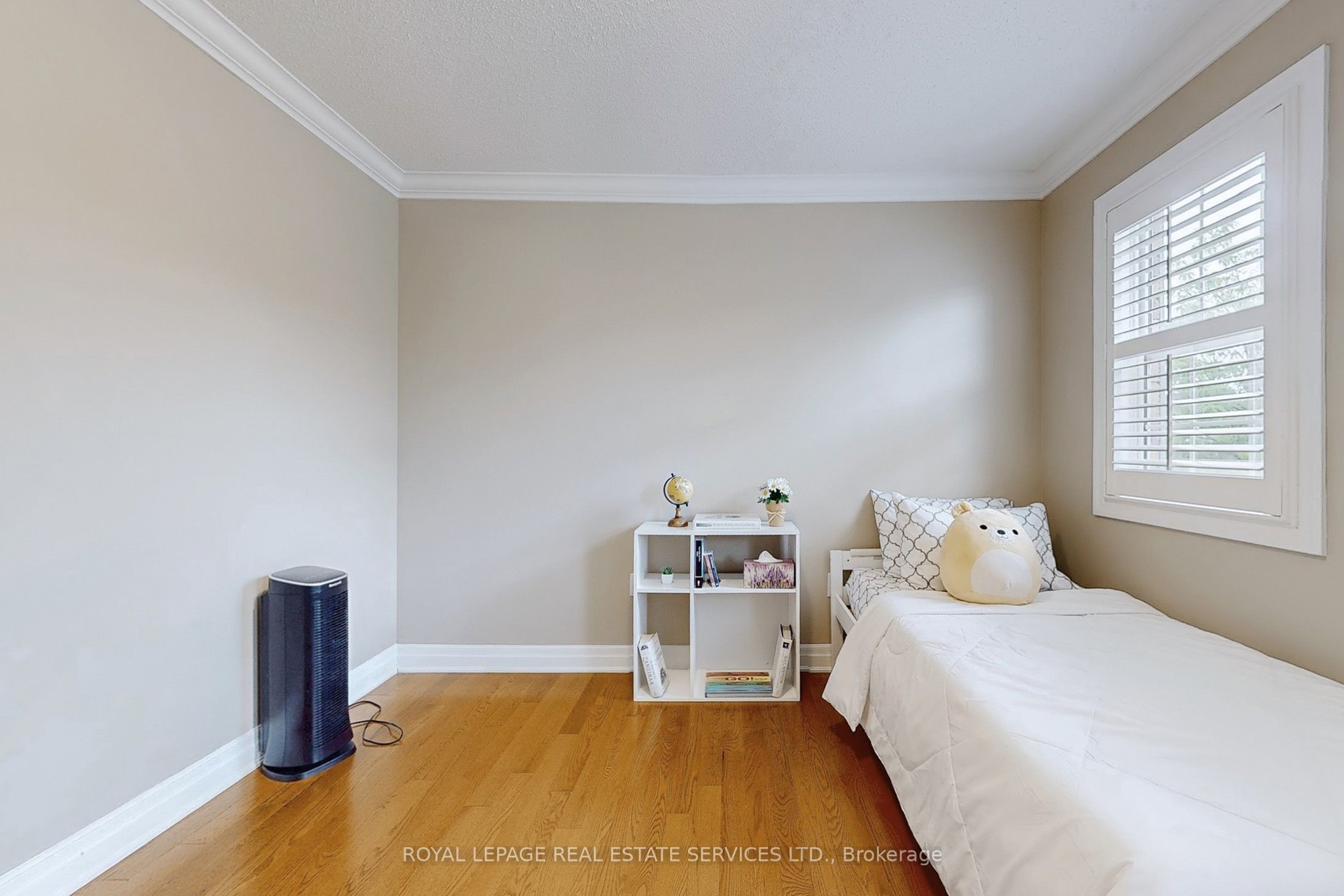 659 Hood Terrace Property Photo 23