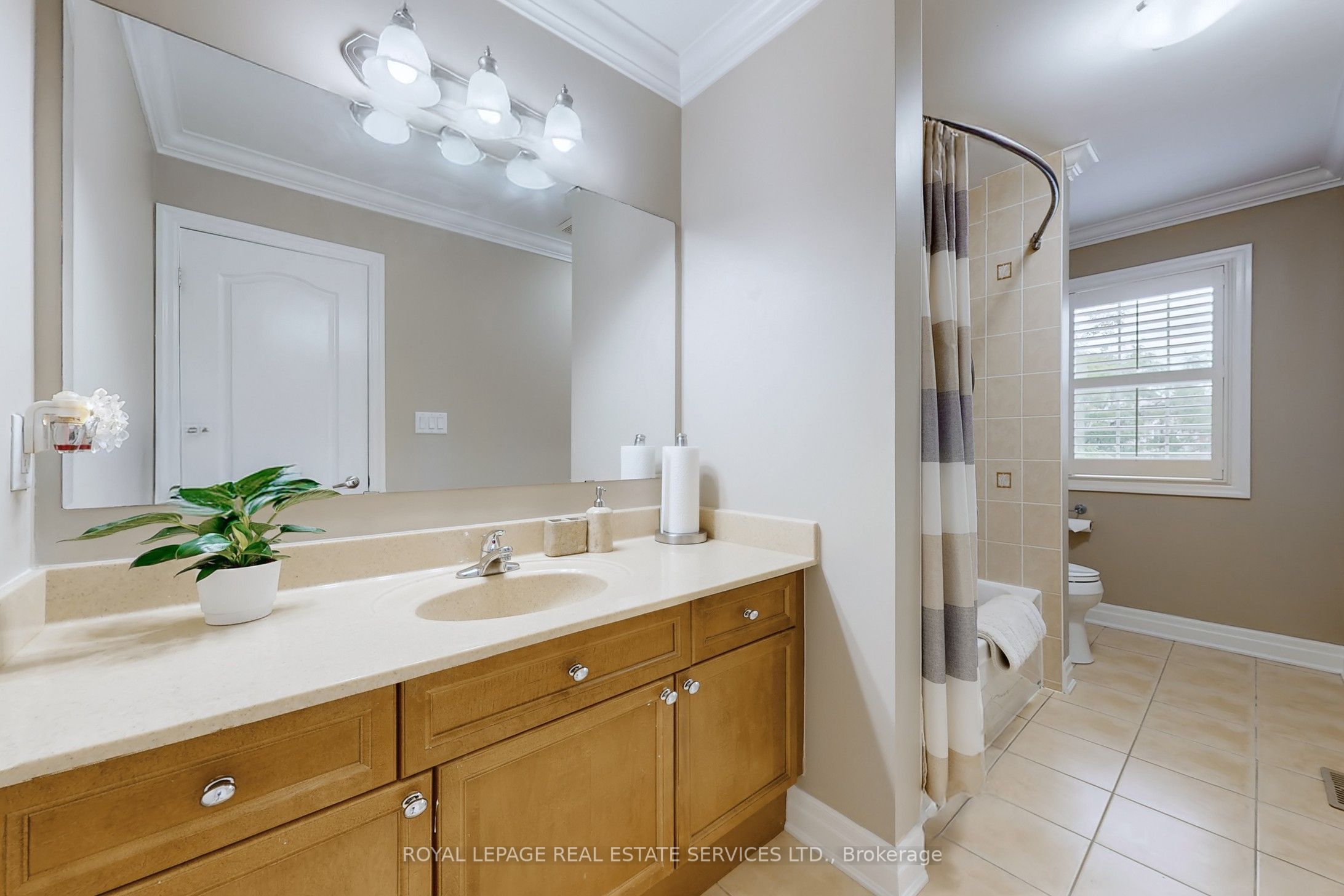 659 Hood Terrace Property Photo 26