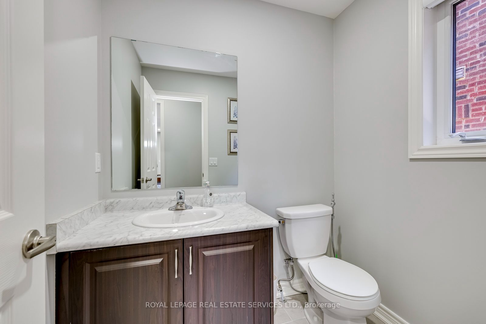 486 Silver Maple Road Property Photo 19