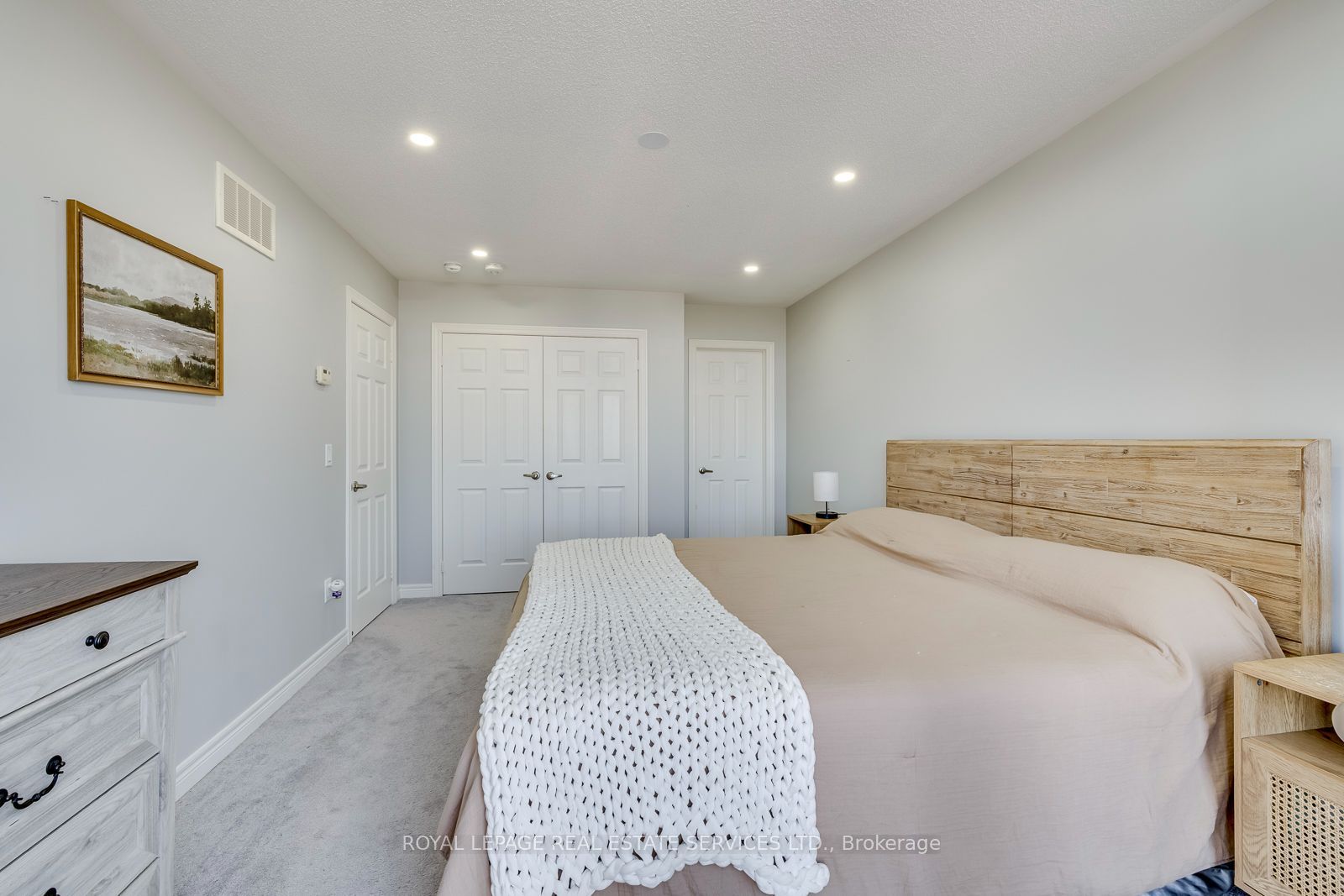 486 Silver Maple Road Property Photo 23