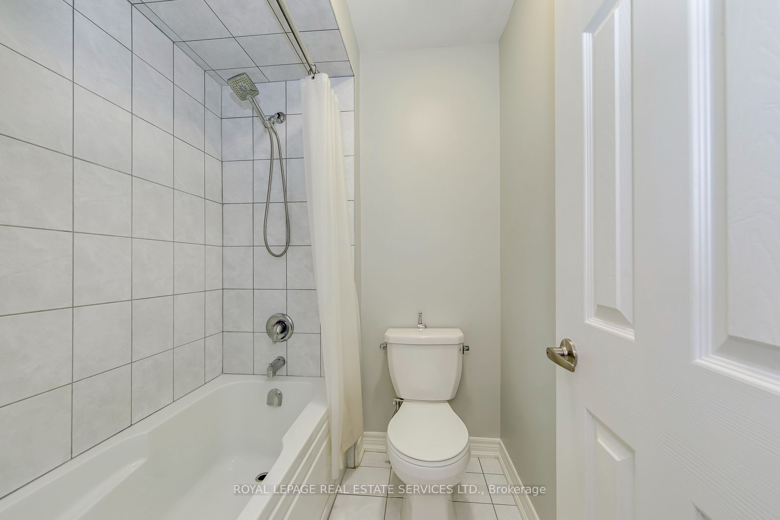 486 Silver Maple Road Property Photo 39