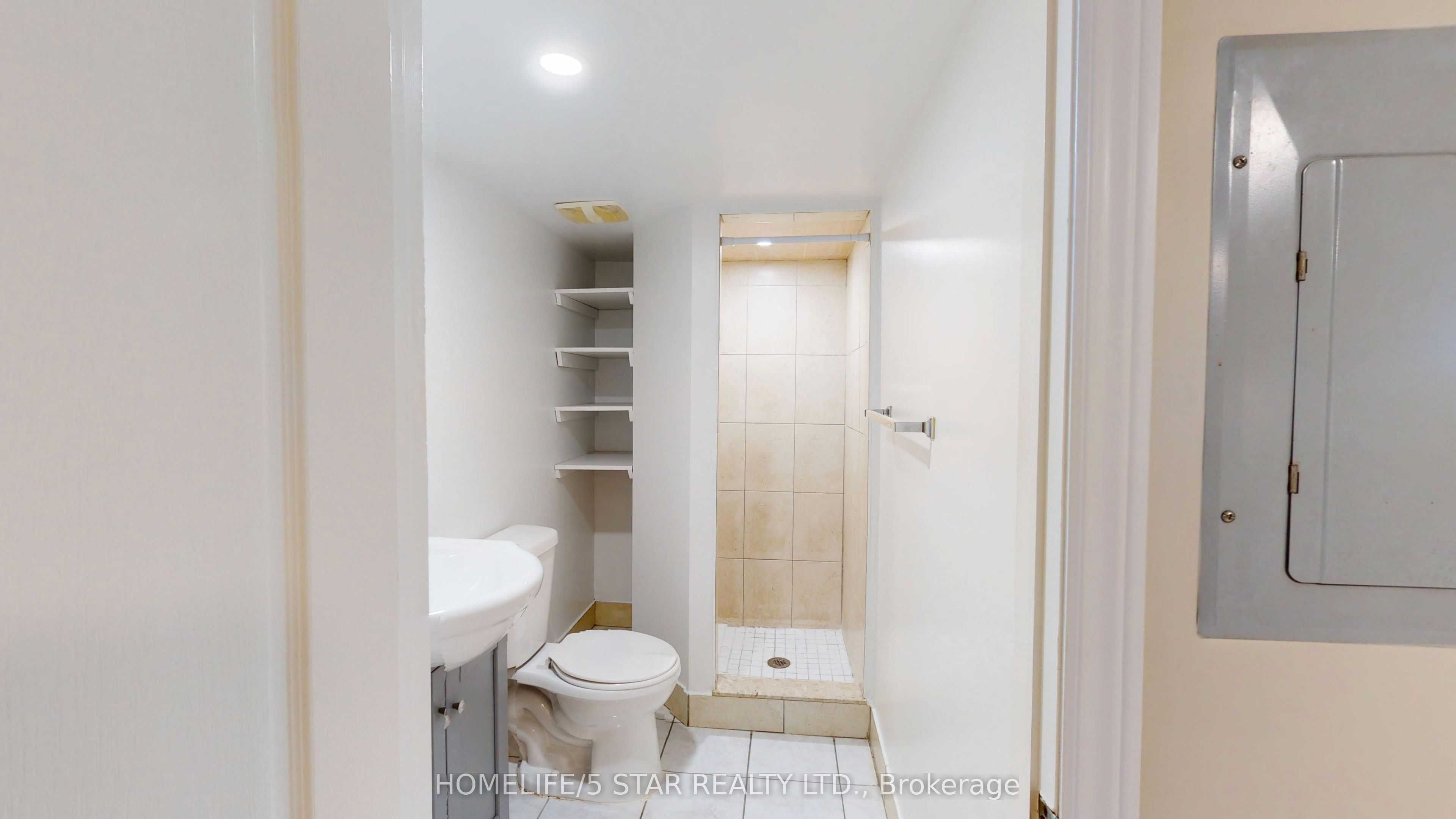 79 Rosemount Avenue Apt B Property Photo 6
