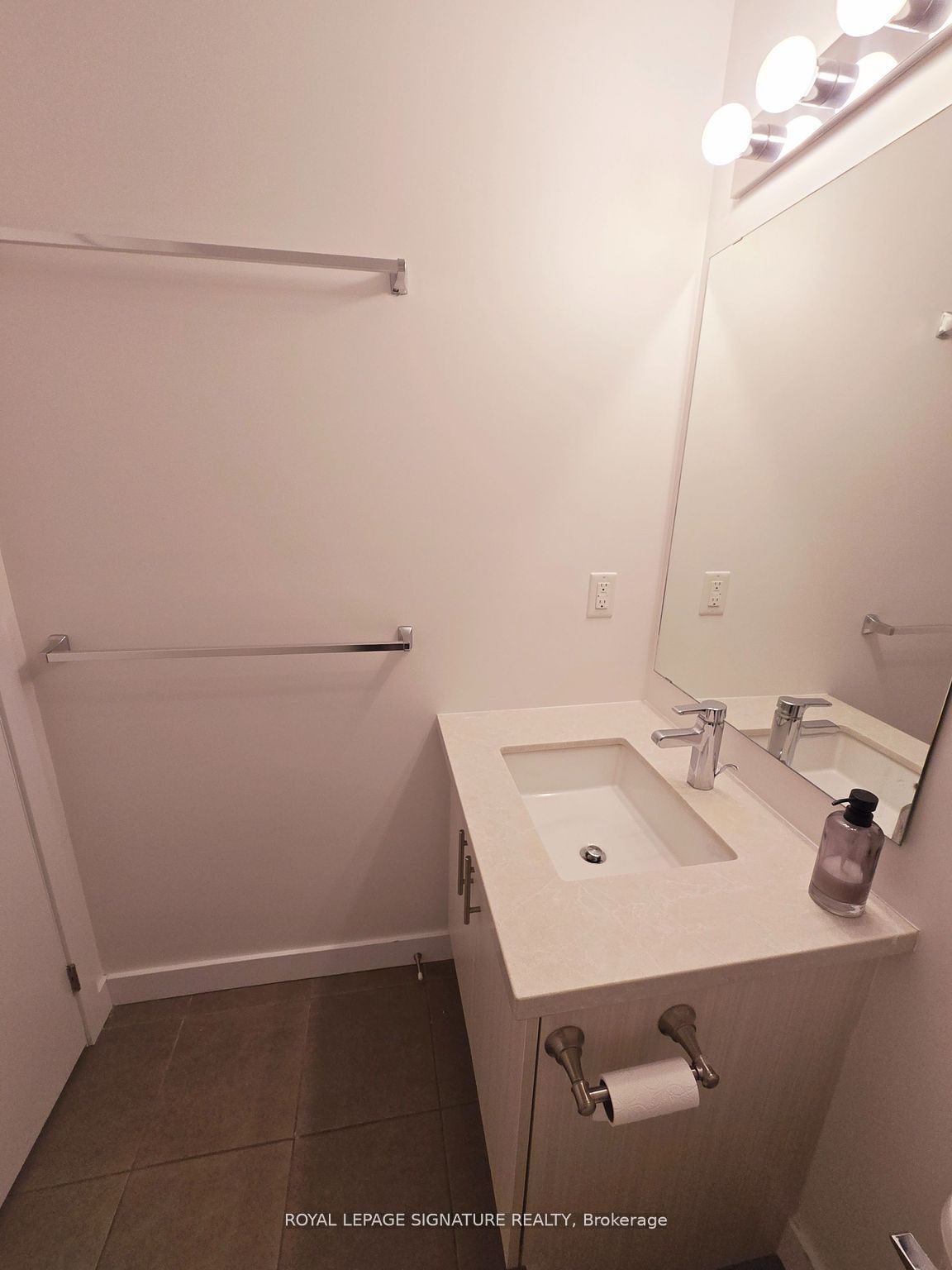 2486 Old Bronte Road 331 Property Photo 19