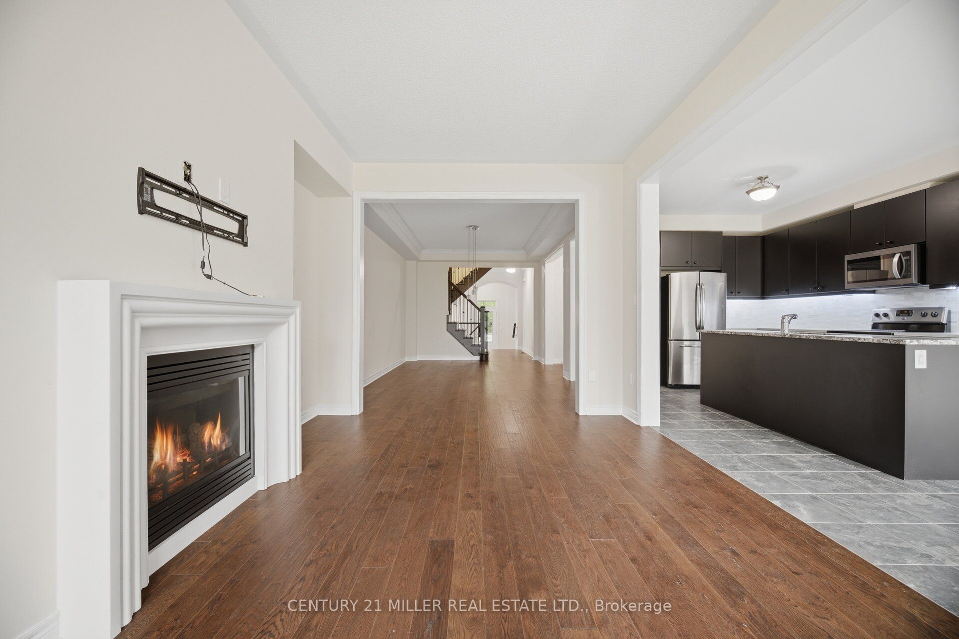 2455 Village Common Property Photo 19