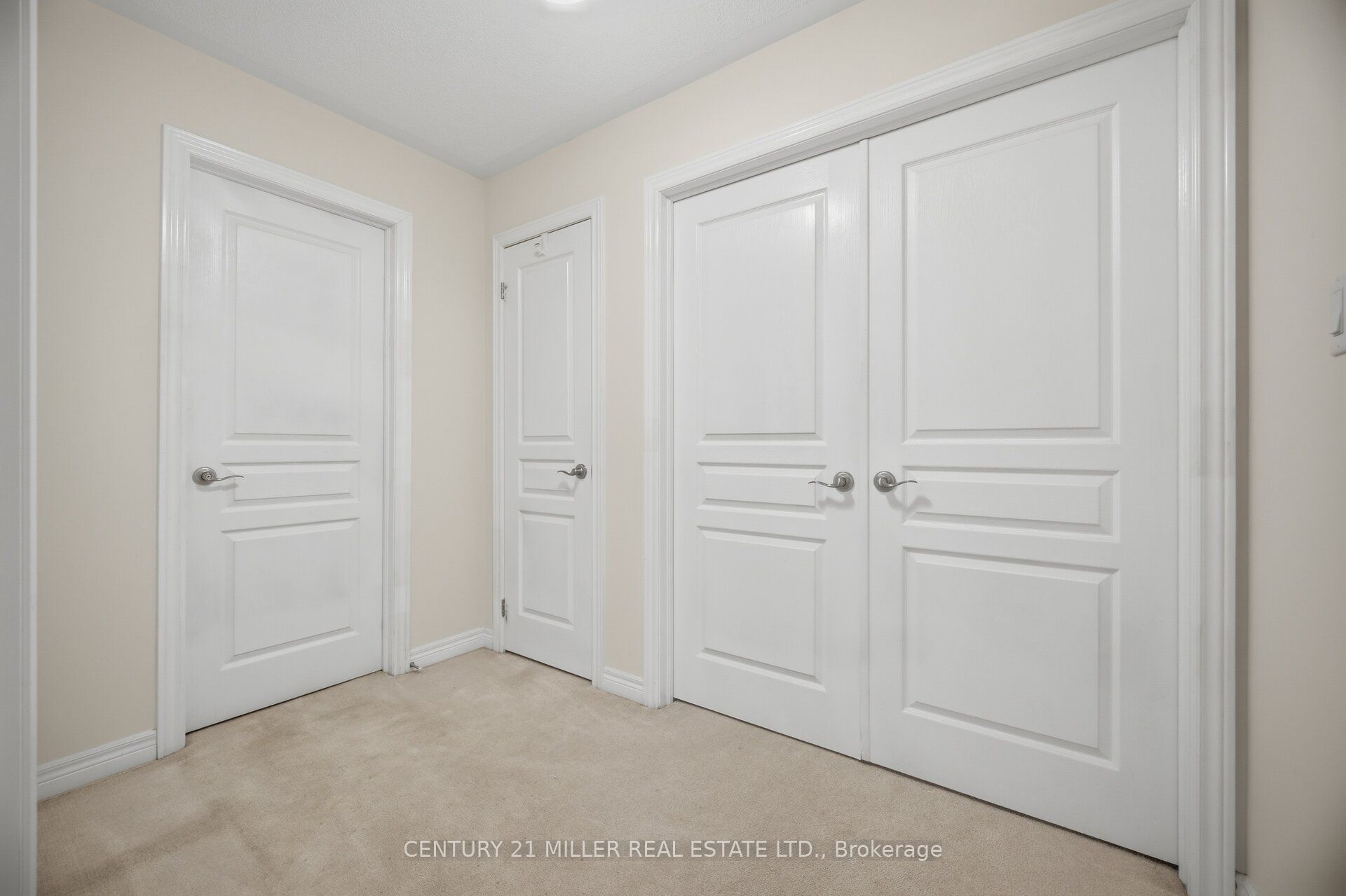 2455 Village Common Property Photo 24