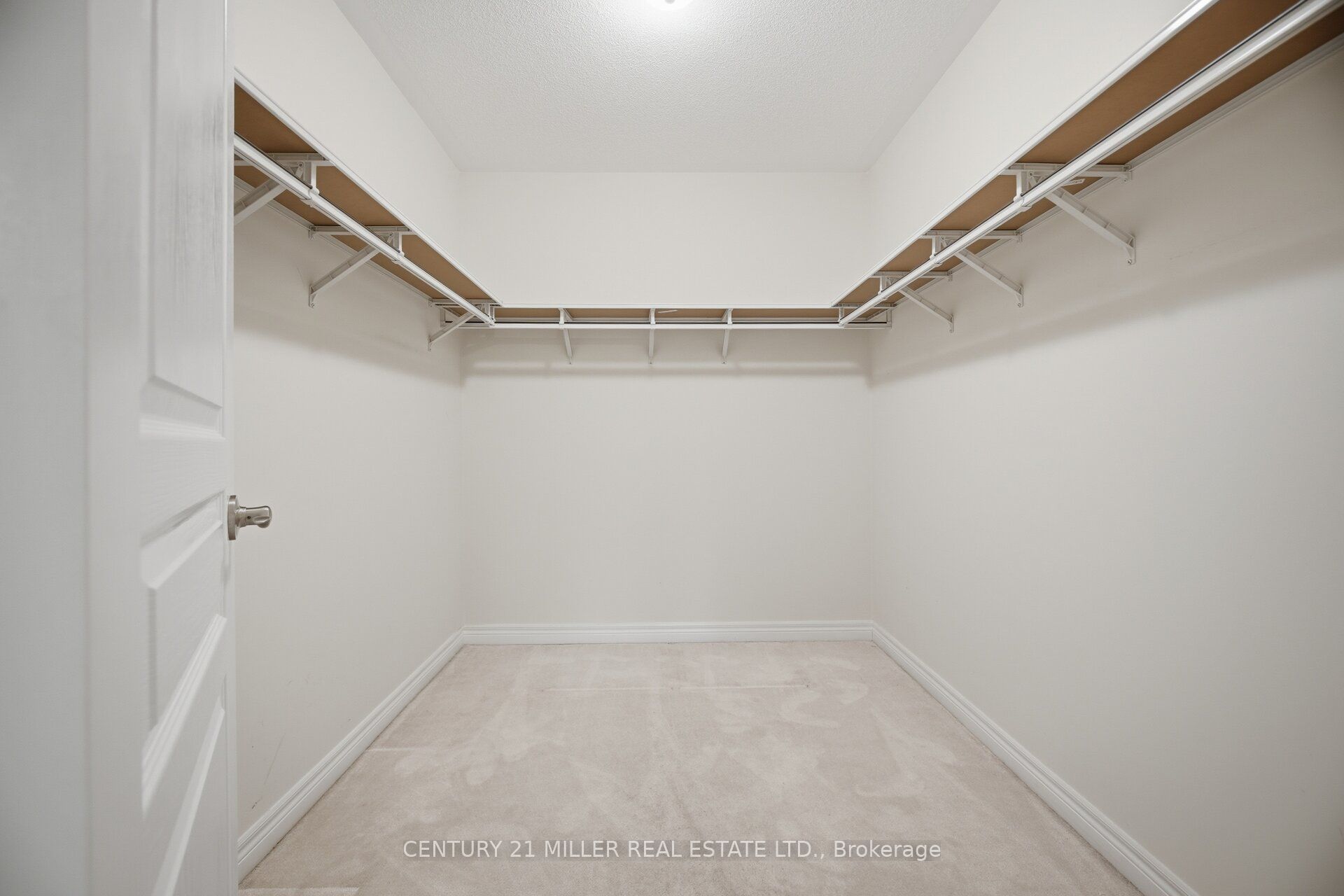 2455 Village Common Property Photo 31