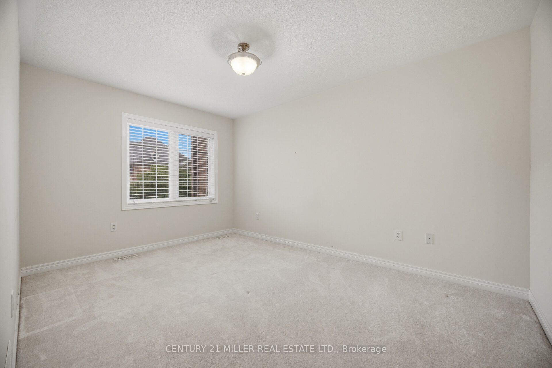 2455 Village Common Property Photo 32