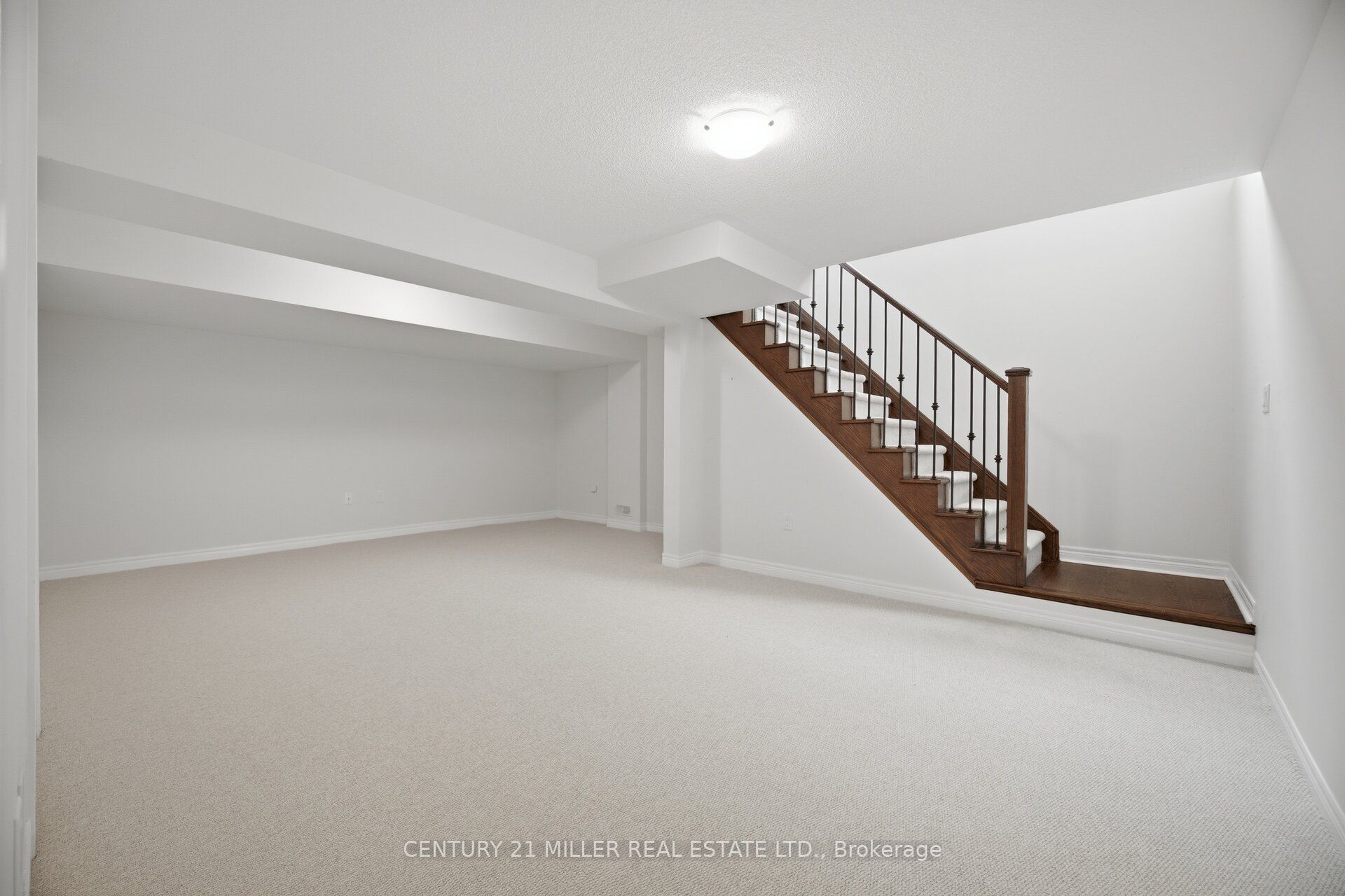 2455 Village Common Property Photo 38
