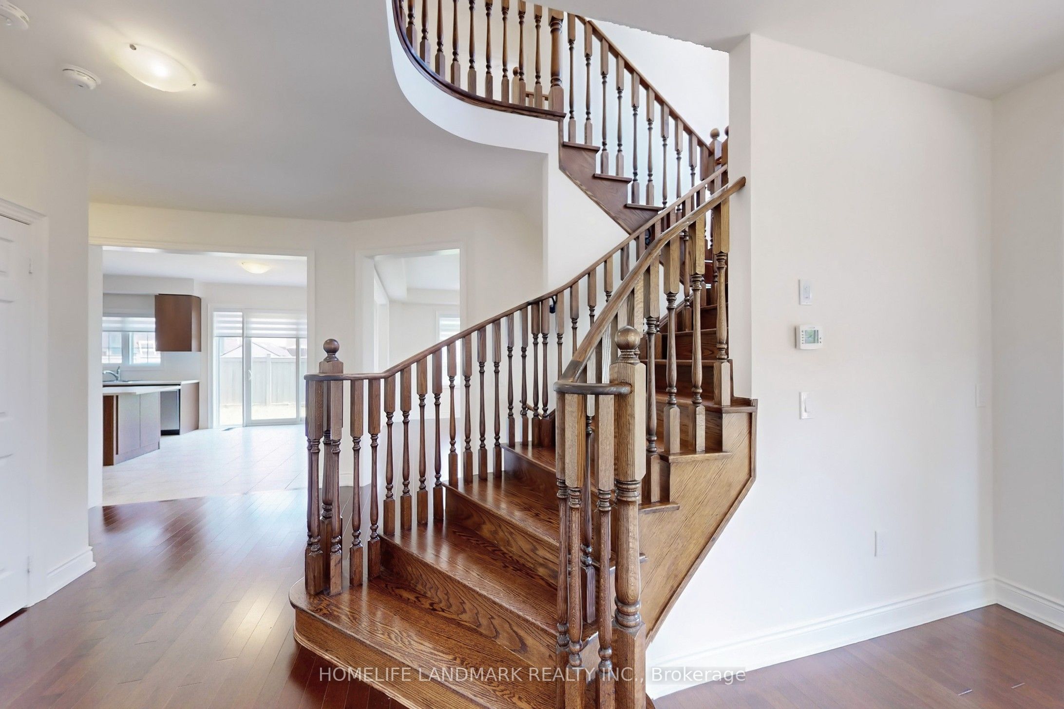 1533 Devine Point Property Photo 26