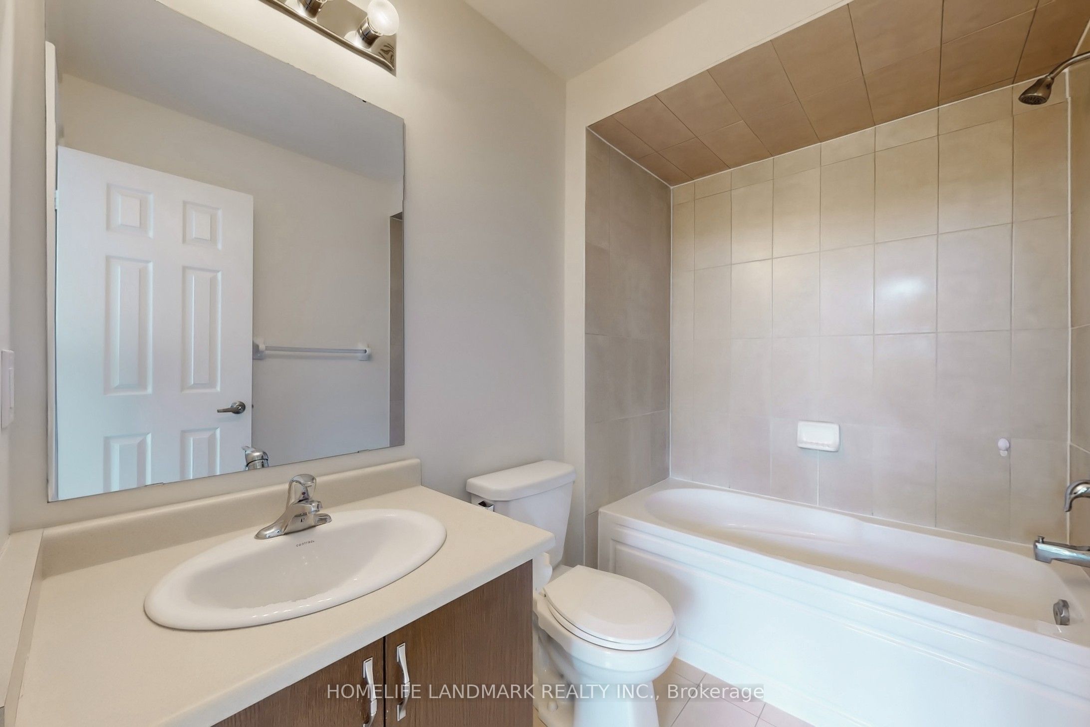 1533 Devine Point Property Photo 31