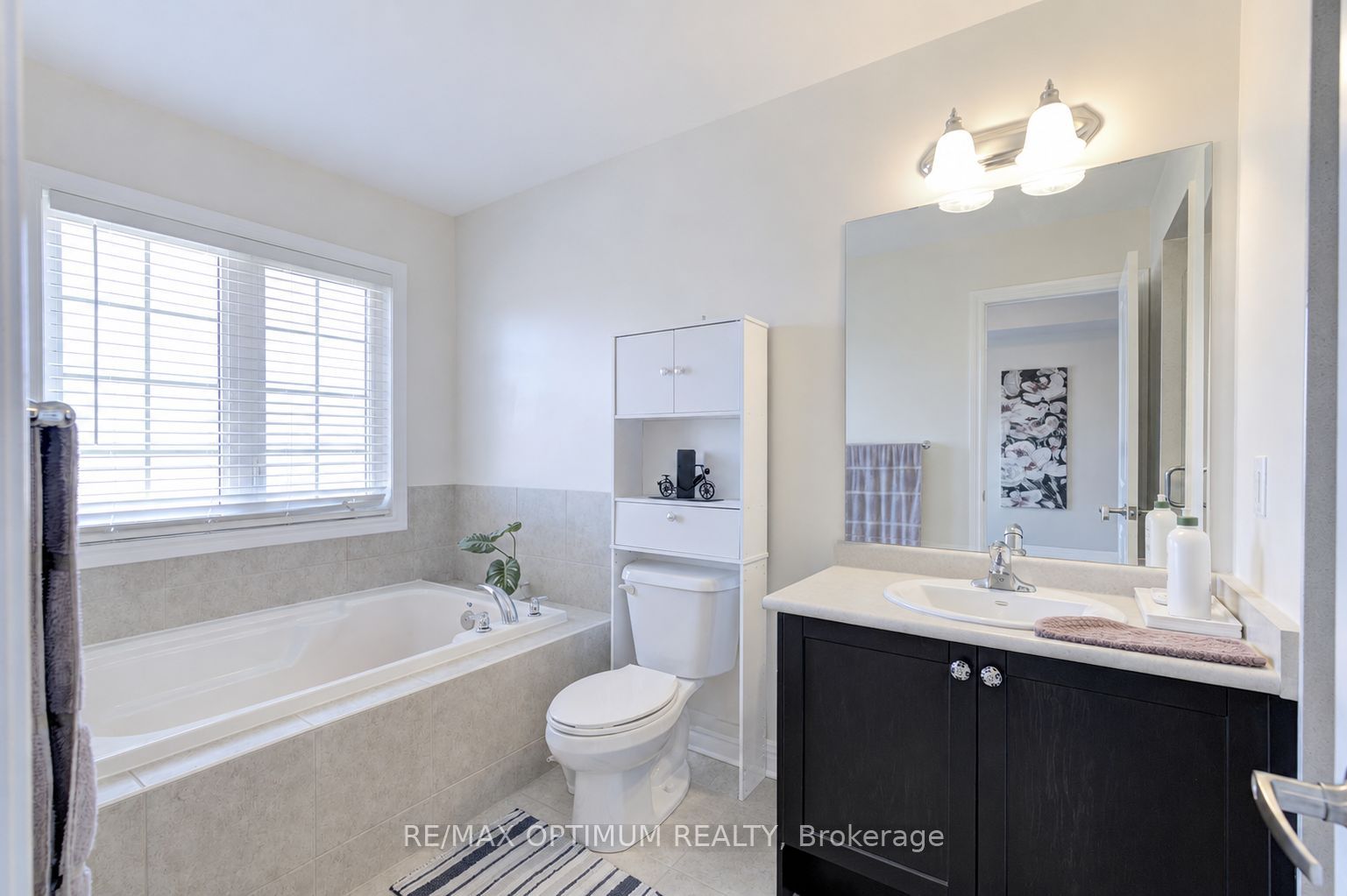 82 Oakmore Lane Property Photo 33