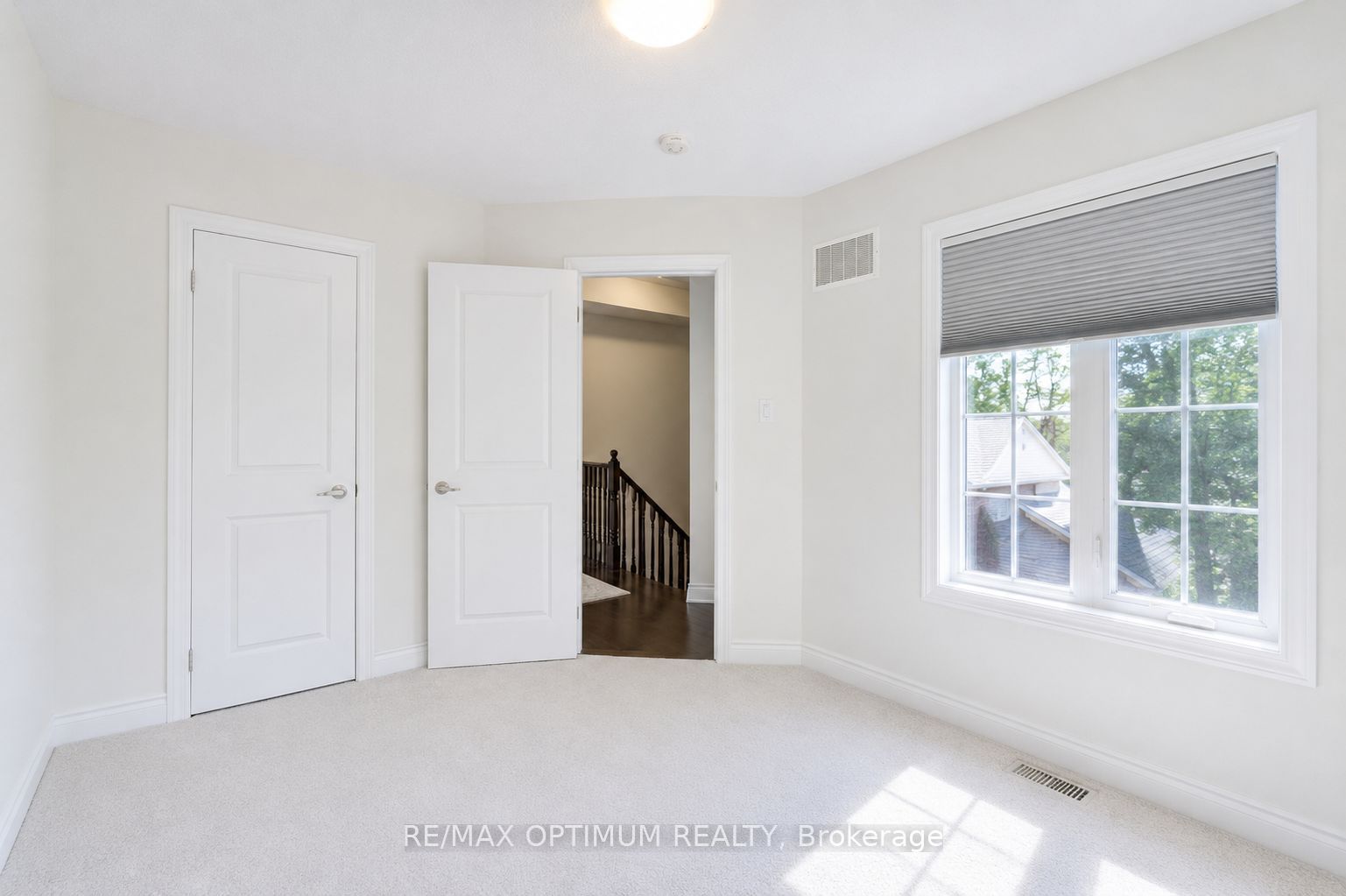 82 Oakmore Lane Property Photo 39