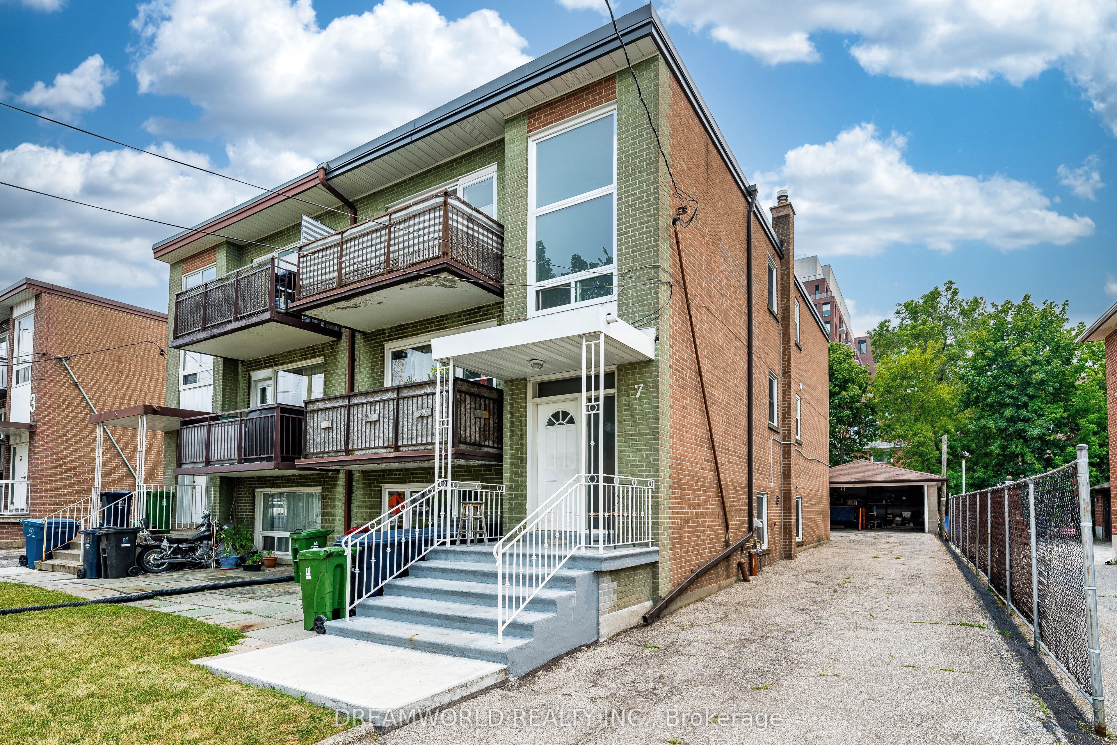 7 Diana Drive Property Photo 3