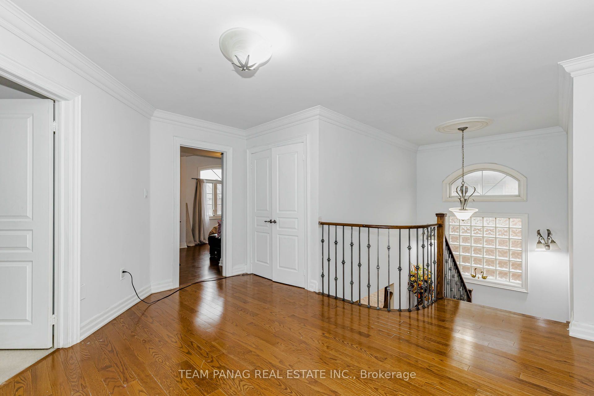 19 Valleycreek Drive Property Photo 16