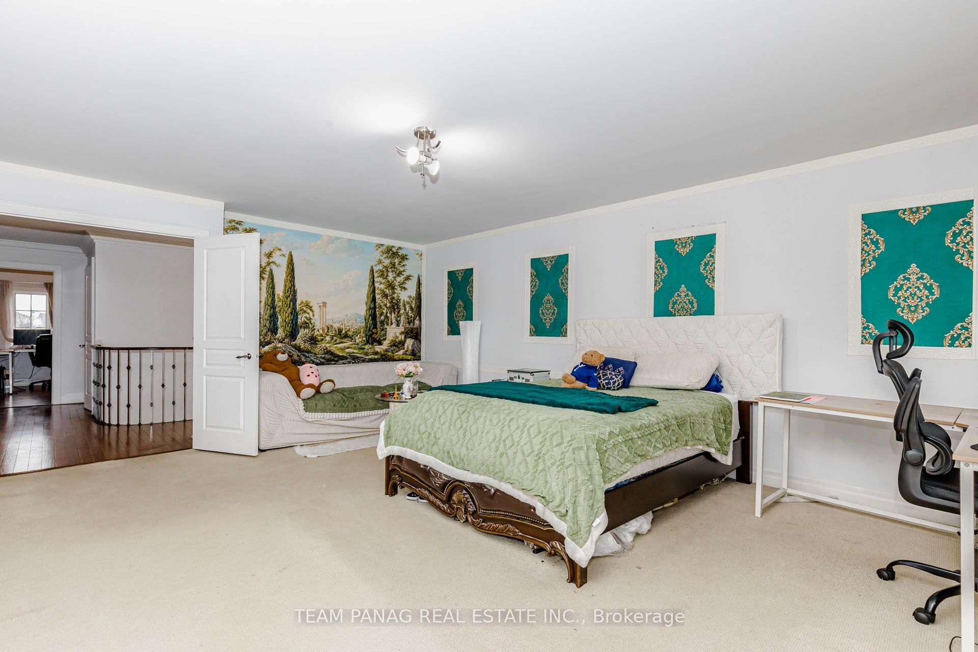 19 Valleycreek Drive Property Photo 18