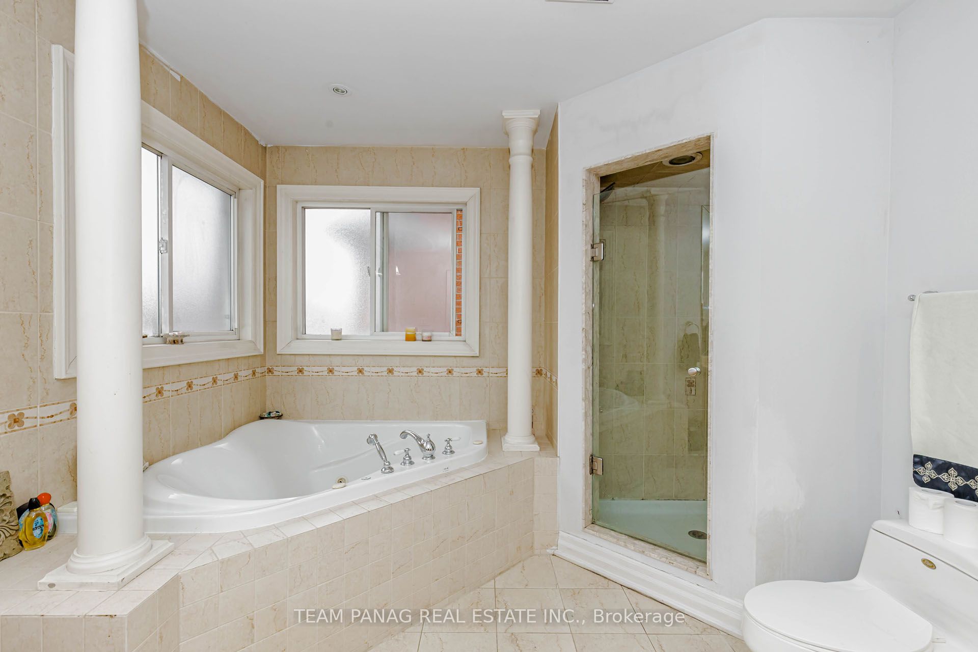 19 Valleycreek Drive Property Photo 22