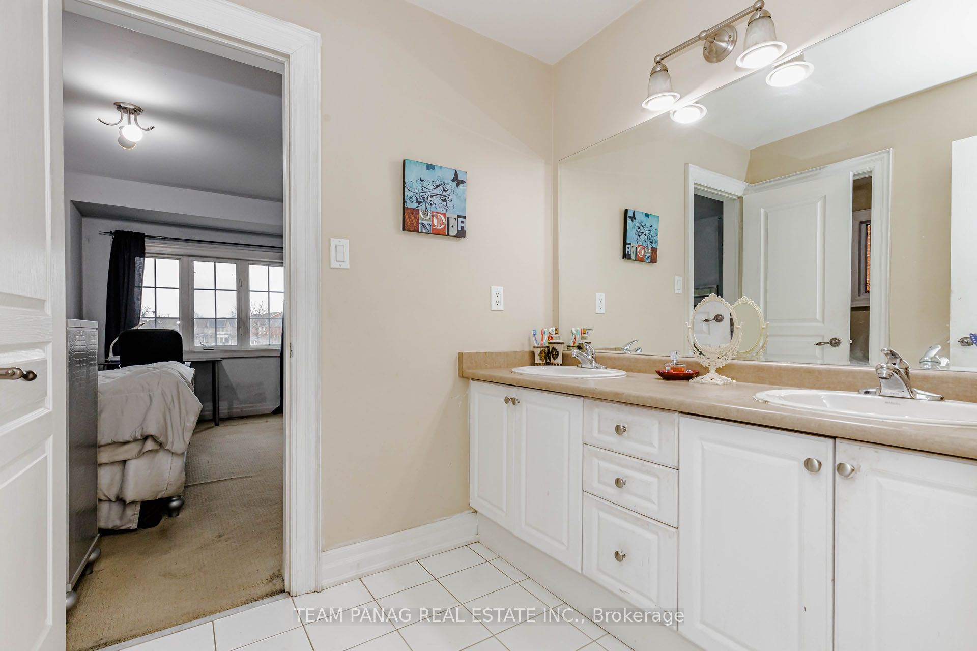 19 Valleycreek Drive Property Photo 25