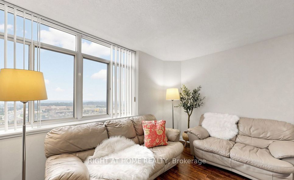 300 Webb Drive Ph9 Property Photo 6