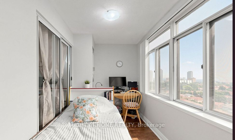 300 Webb Drive Ph9 Property Photo 17