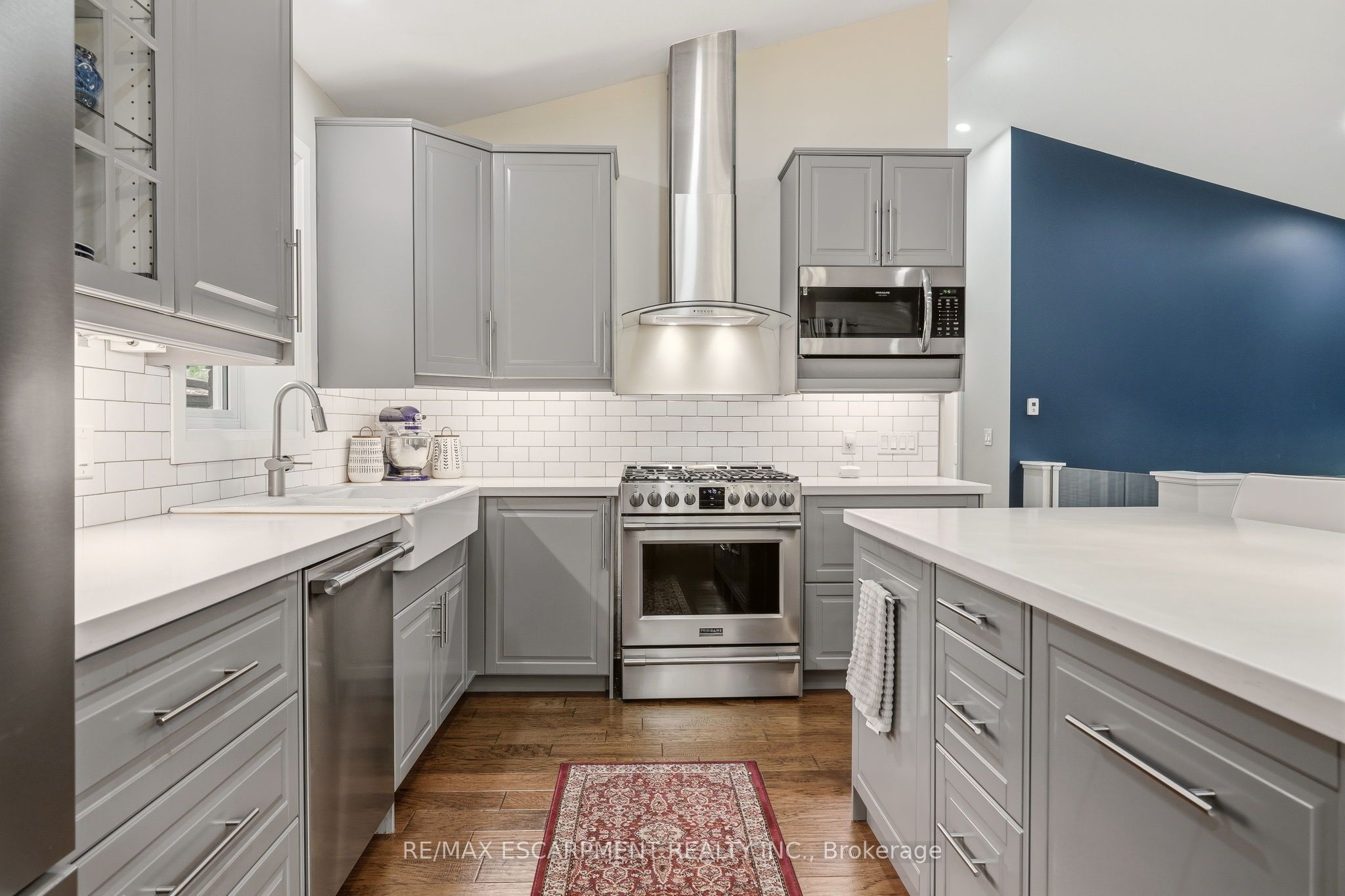 715 Drury Lane Property Photo 12